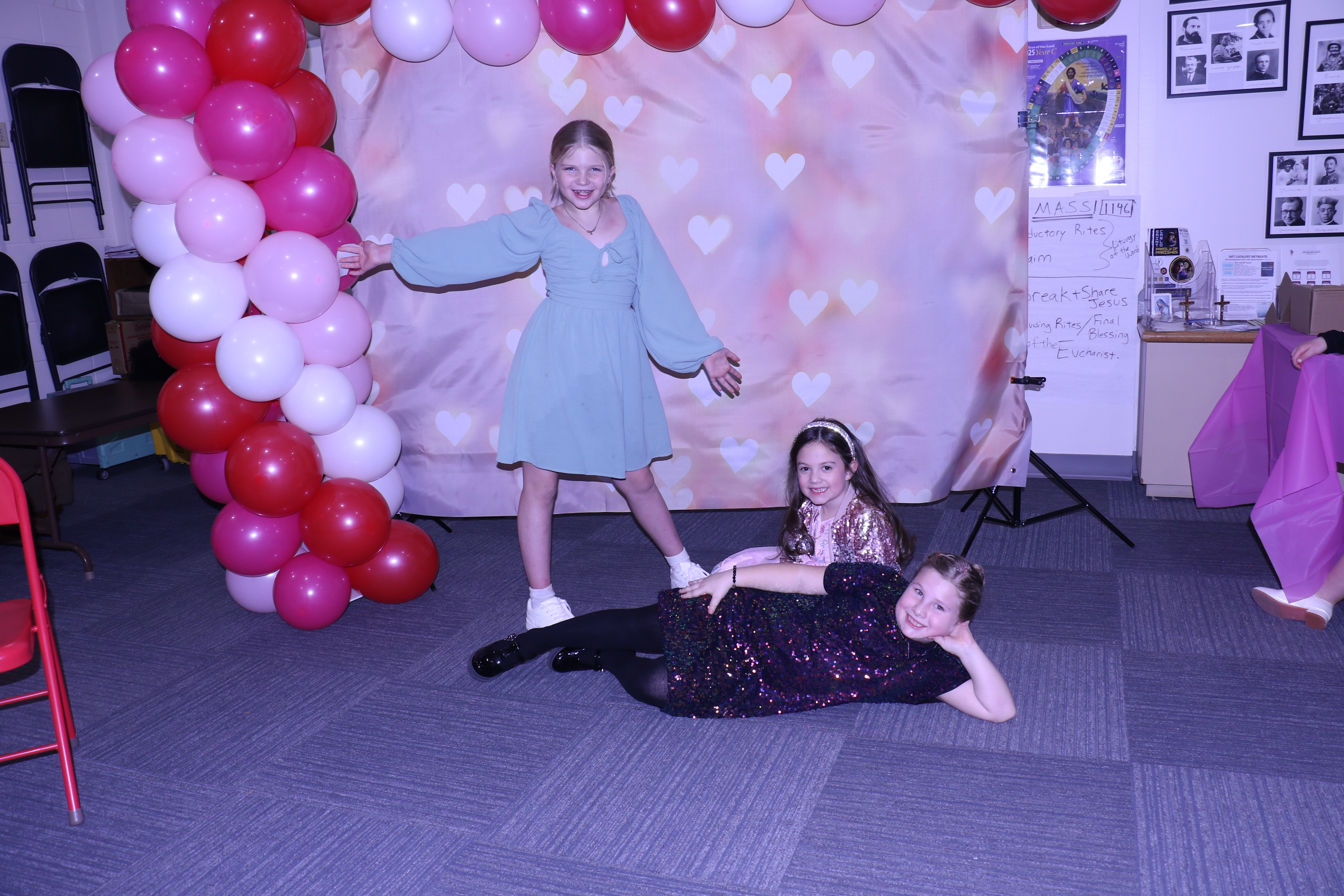 St. John Father Daughter Dance | View more photos from the event at gallery.photoboothcincy.com/u/PhotoBoothCincy/St-John-Father-Daughter-Dance