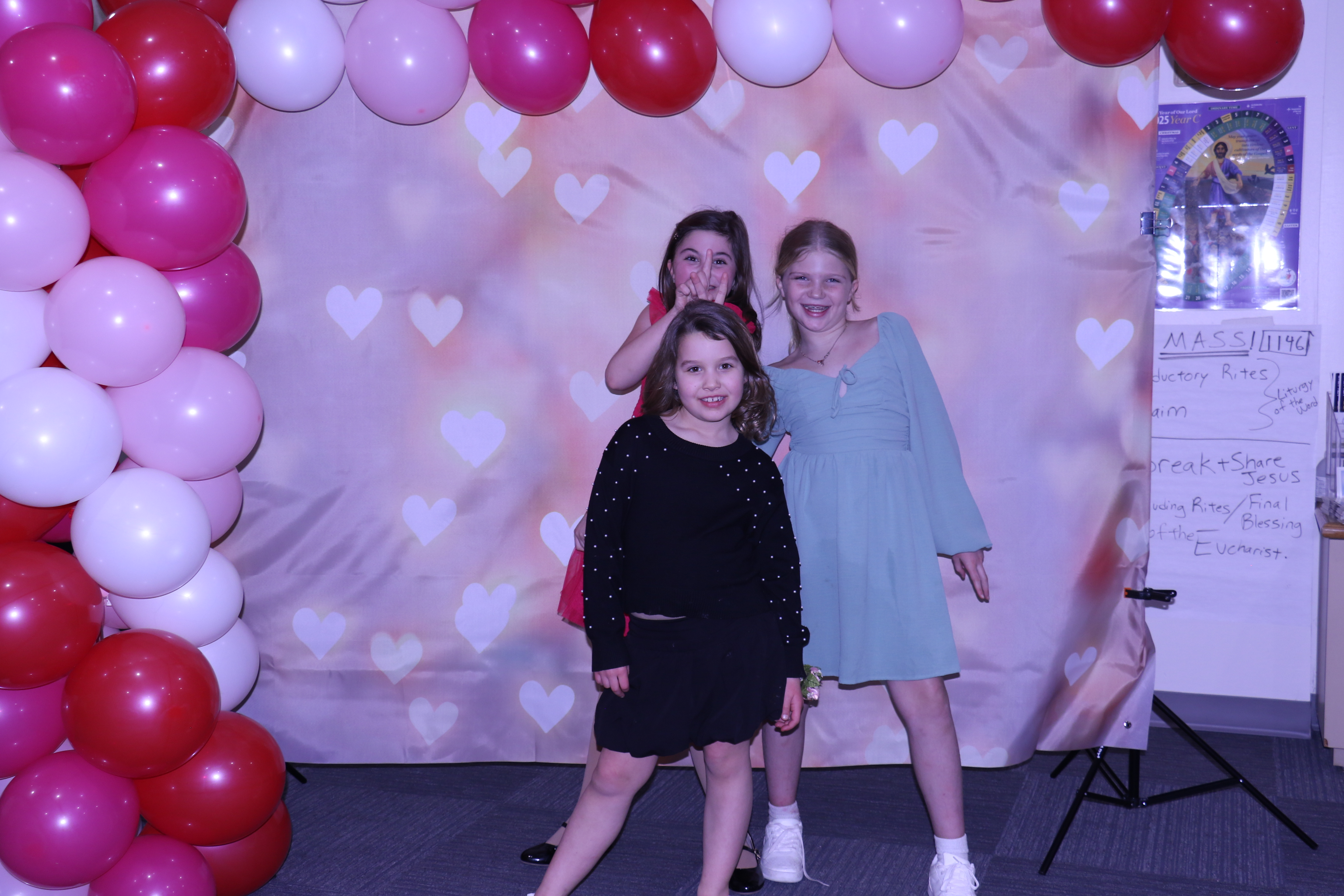 St. John Father Daughter Dance | View more photos from the event at gallery.photoboothcincy.com/u/PhotoBoothCincy/St-John-Father-Daughter-Dance