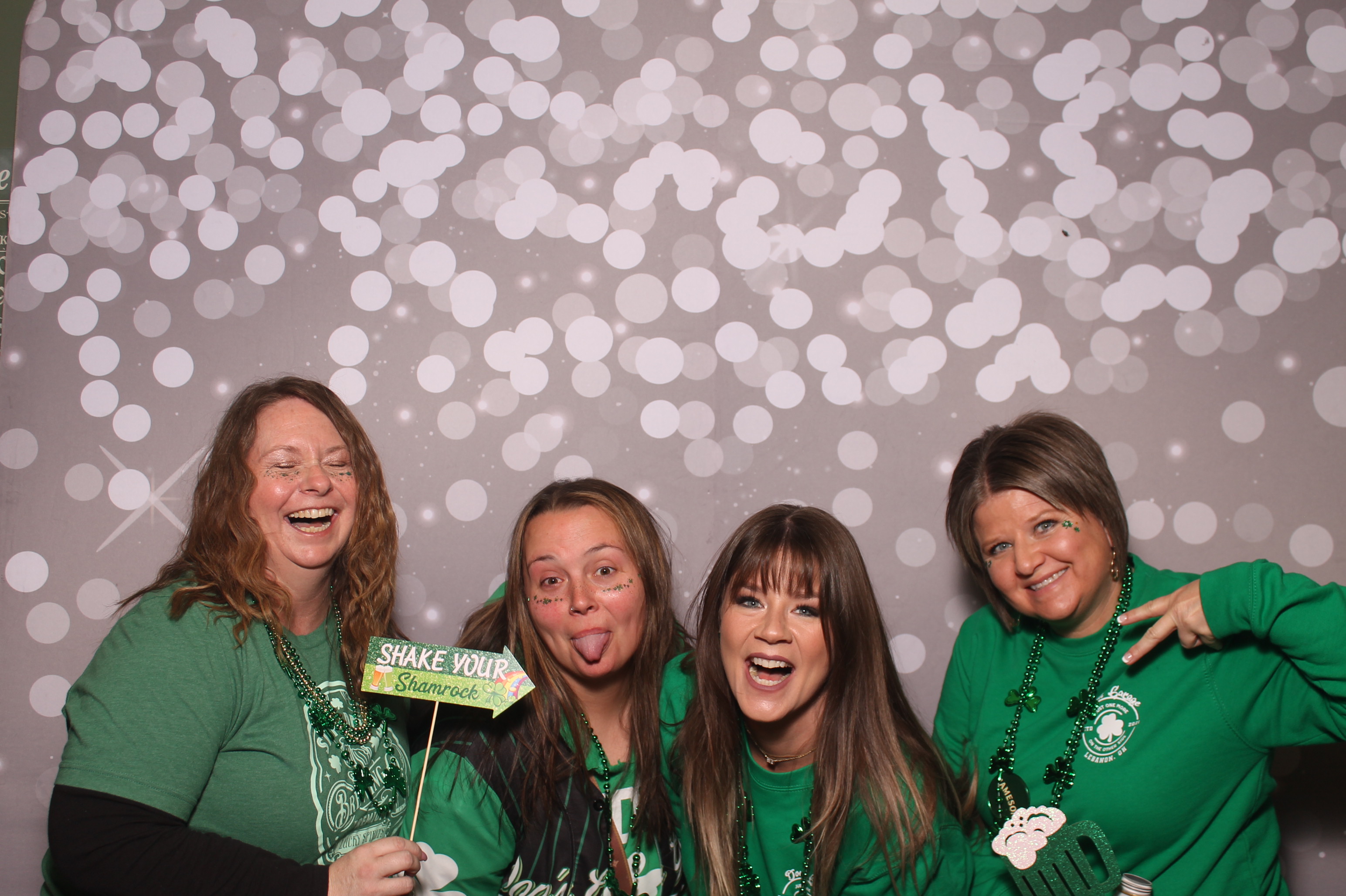 St Pattys Day at Molly Malone's | View more photos from the event at gallery.photoboothcincy.com/u/PhotoBoothCincy/St-Pattys-Day-at-Molly-Malones