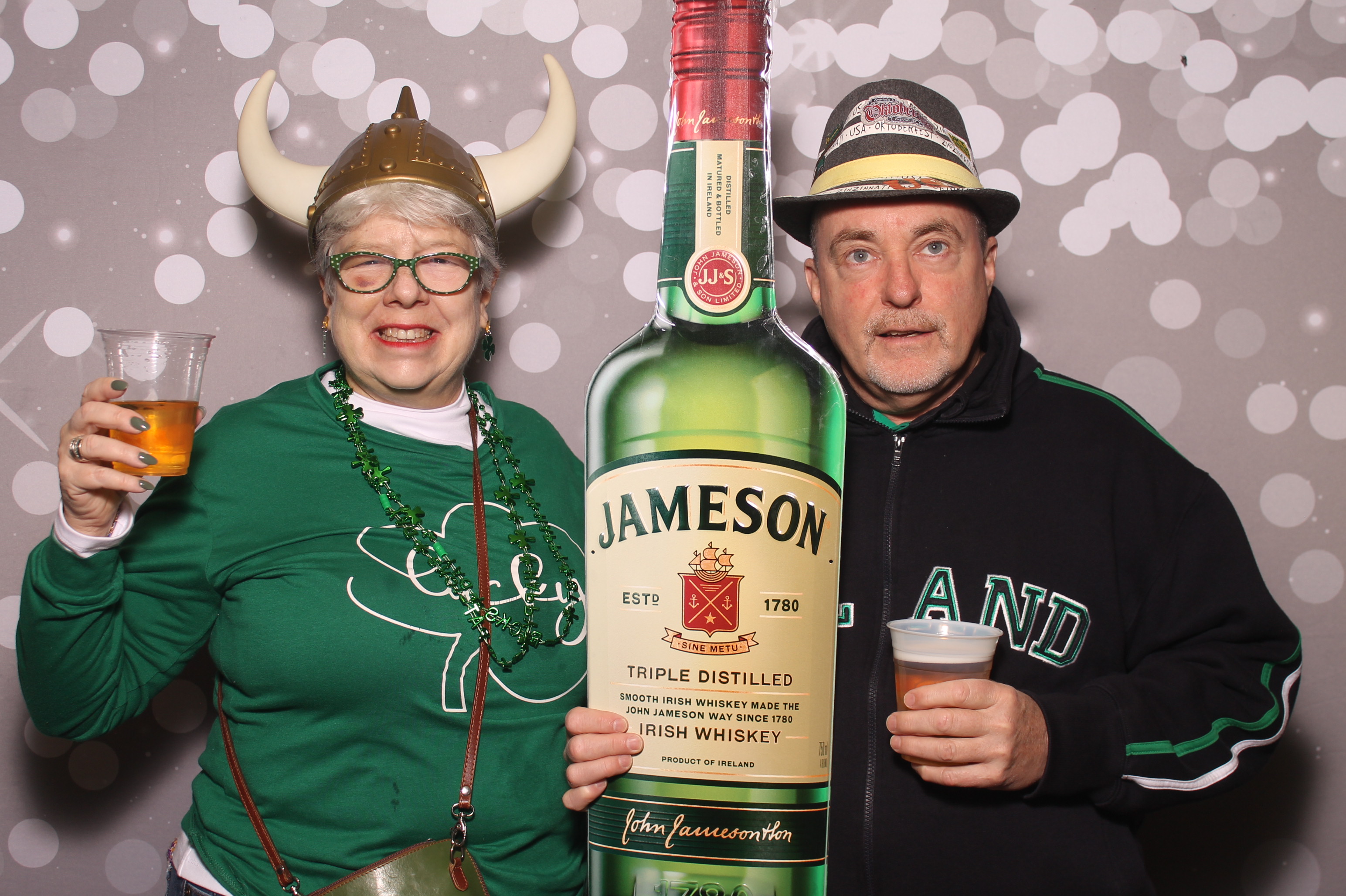 St Pattys Day at Molly Malone's | View more photos from the event at gallery.photoboothcincy.com/u/PhotoBoothCincy/St-Pattys-Day-at-Molly-Malones