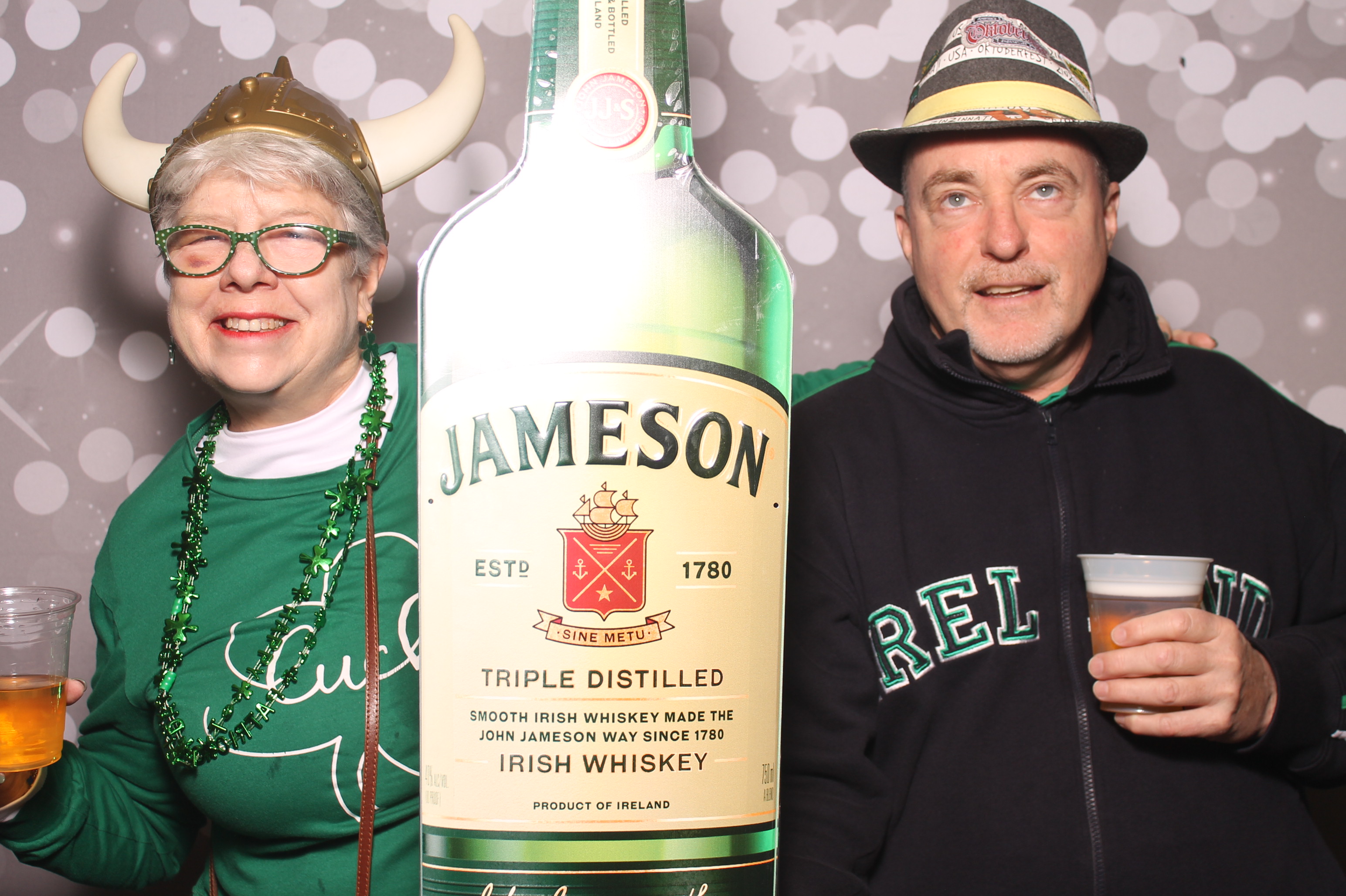 St Pattys Day at Molly Malone's | View more photos from the event at gallery.photoboothcincy.com/u/PhotoBoothCincy/St-Pattys-Day-at-Molly-Malones