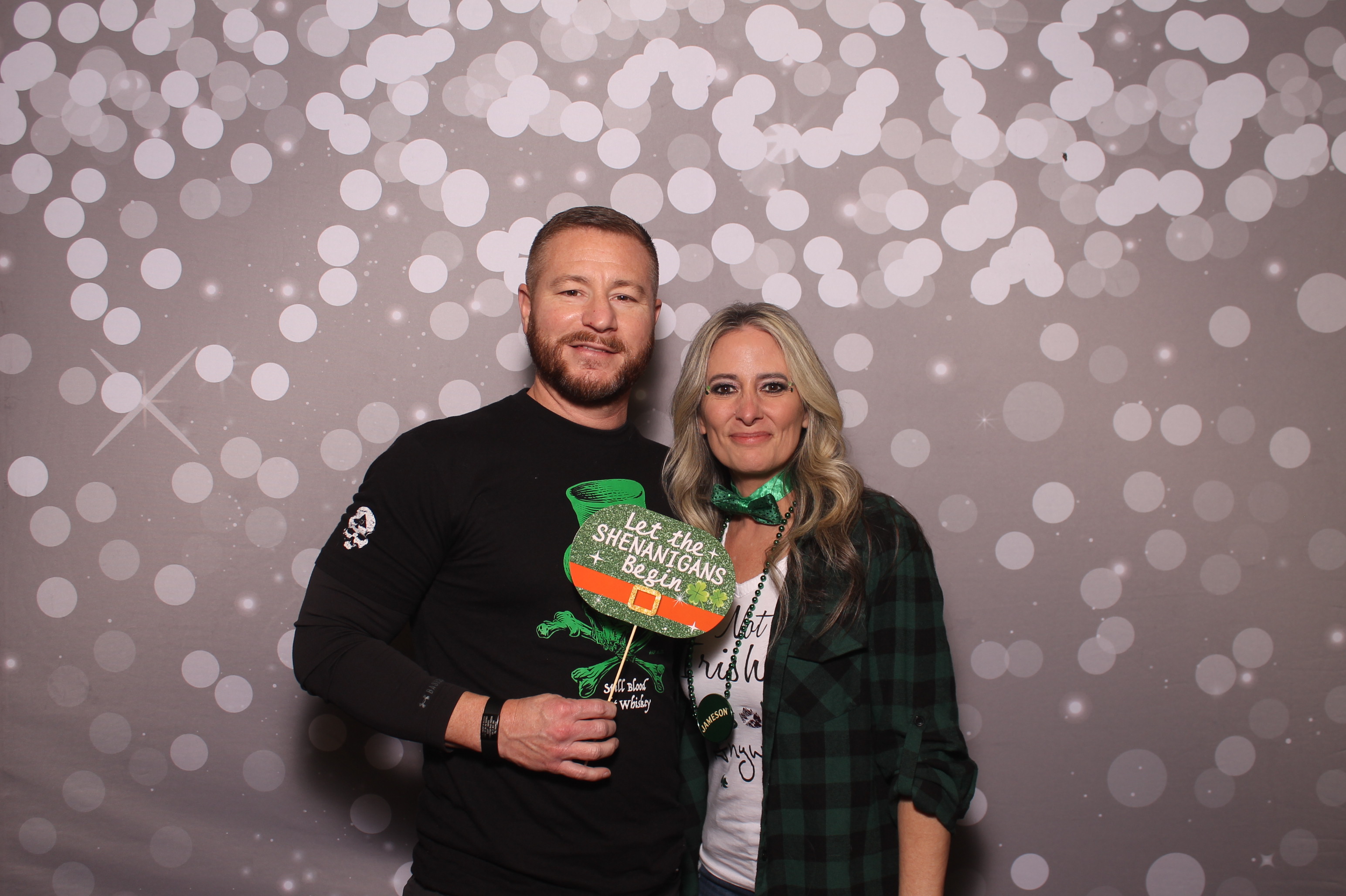 St Pattys Day at Molly Malone's | View more photos from the event at gallery.photoboothcincy.com/u/PhotoBoothCincy/St-Pattys-Day-at-Molly-Malones