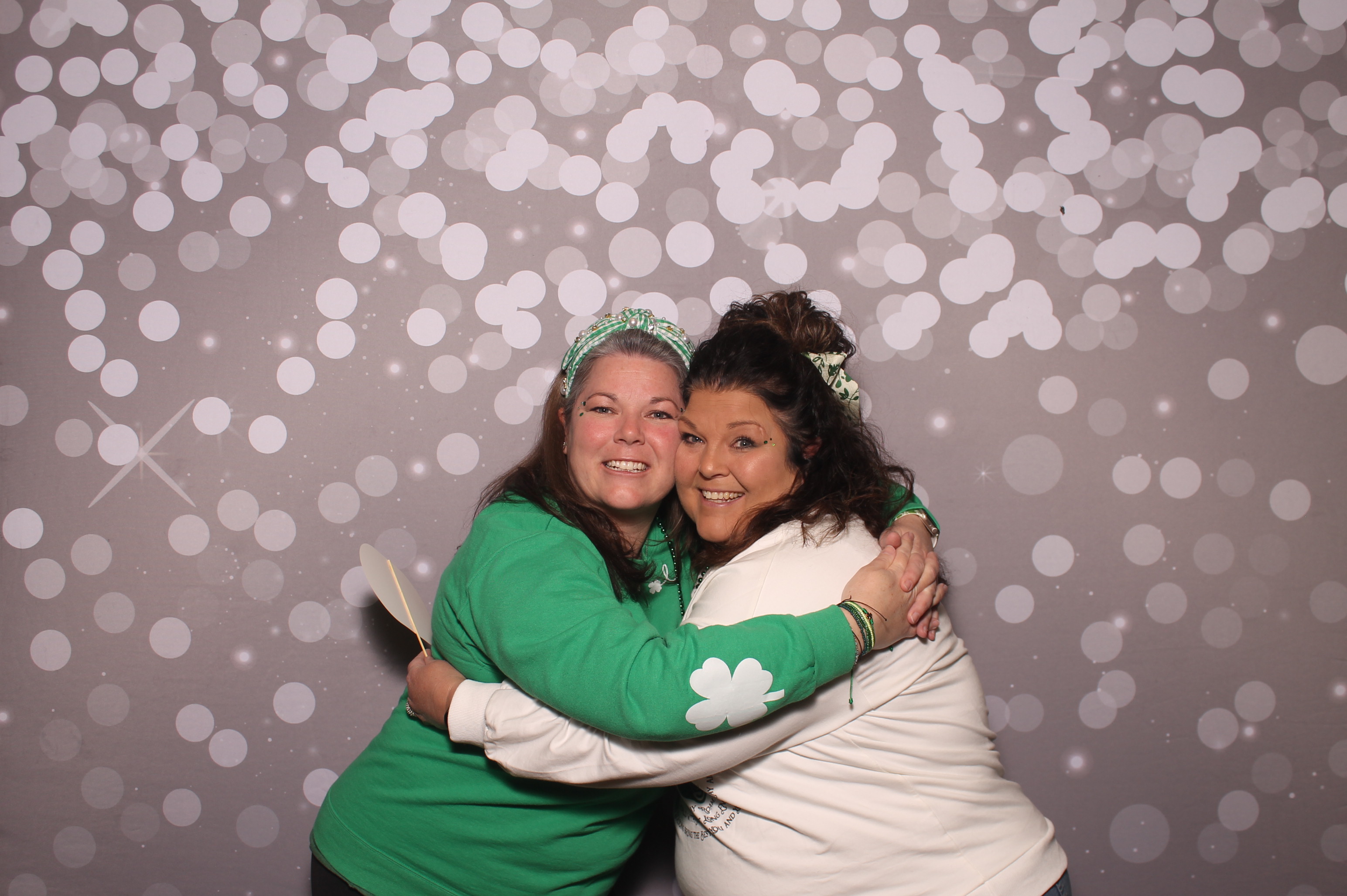 St Pattys Day at Molly Malone's | View more photos from the event at gallery.photoboothcincy.com/u/PhotoBoothCincy/St-Pattys-Day-at-Molly-Malones