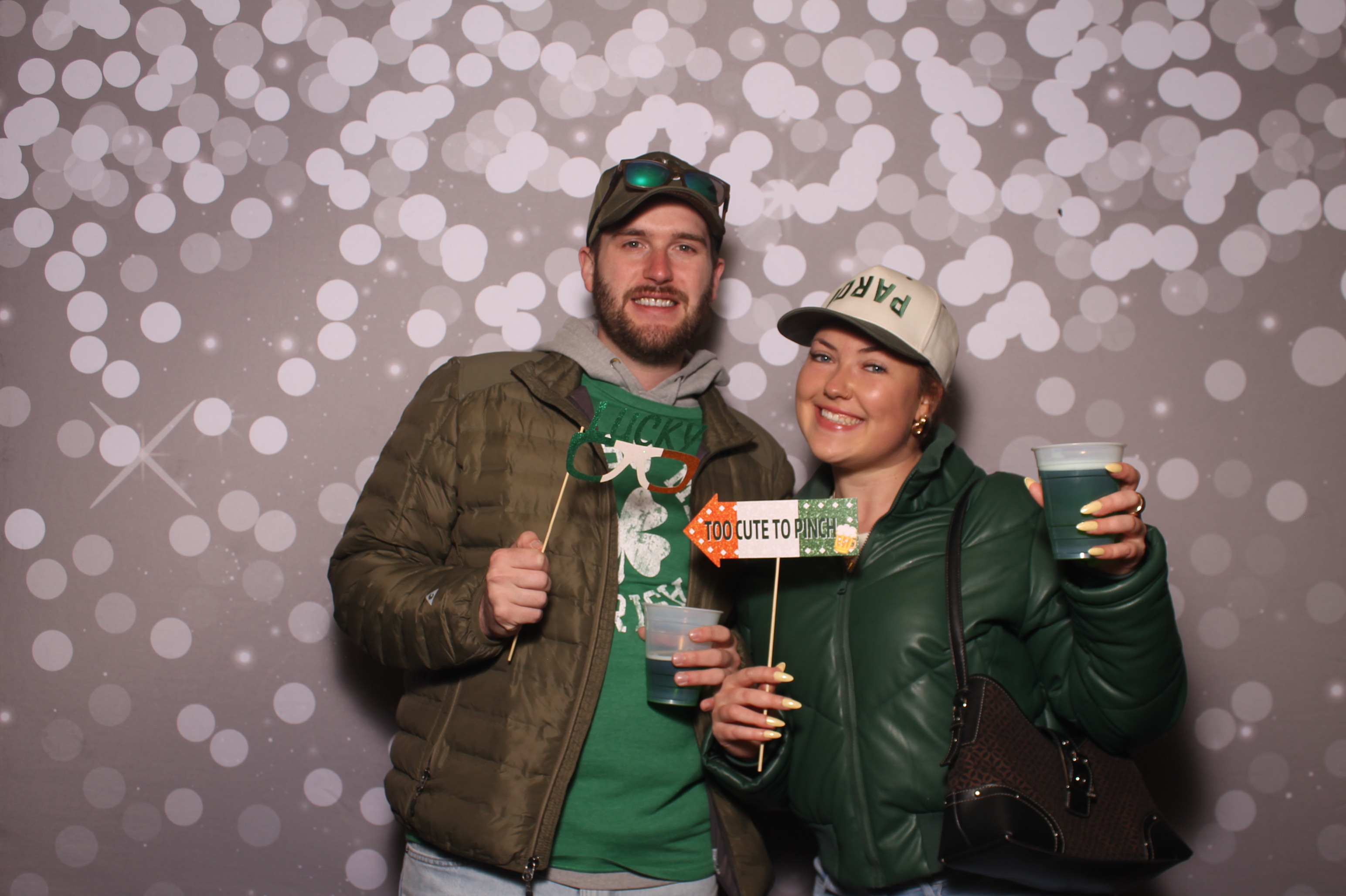 St Pattys Day at Molly Malone's | View more photos from the event at gallery.photoboothcincy.com/u/PhotoBoothCincy/St-Pattys-Day-at-Molly-Malones
