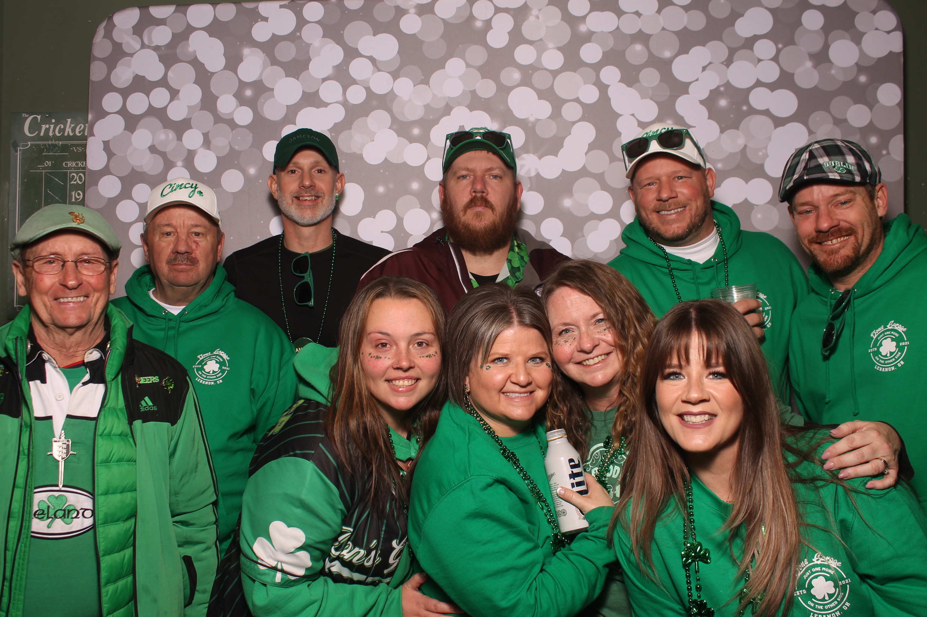St Pattys Day at Molly Malone's | View more photos from the event at gallery.photoboothcincy.com/u/PhotoBoothCincy/St-Pattys-Day-at-Molly-Malones