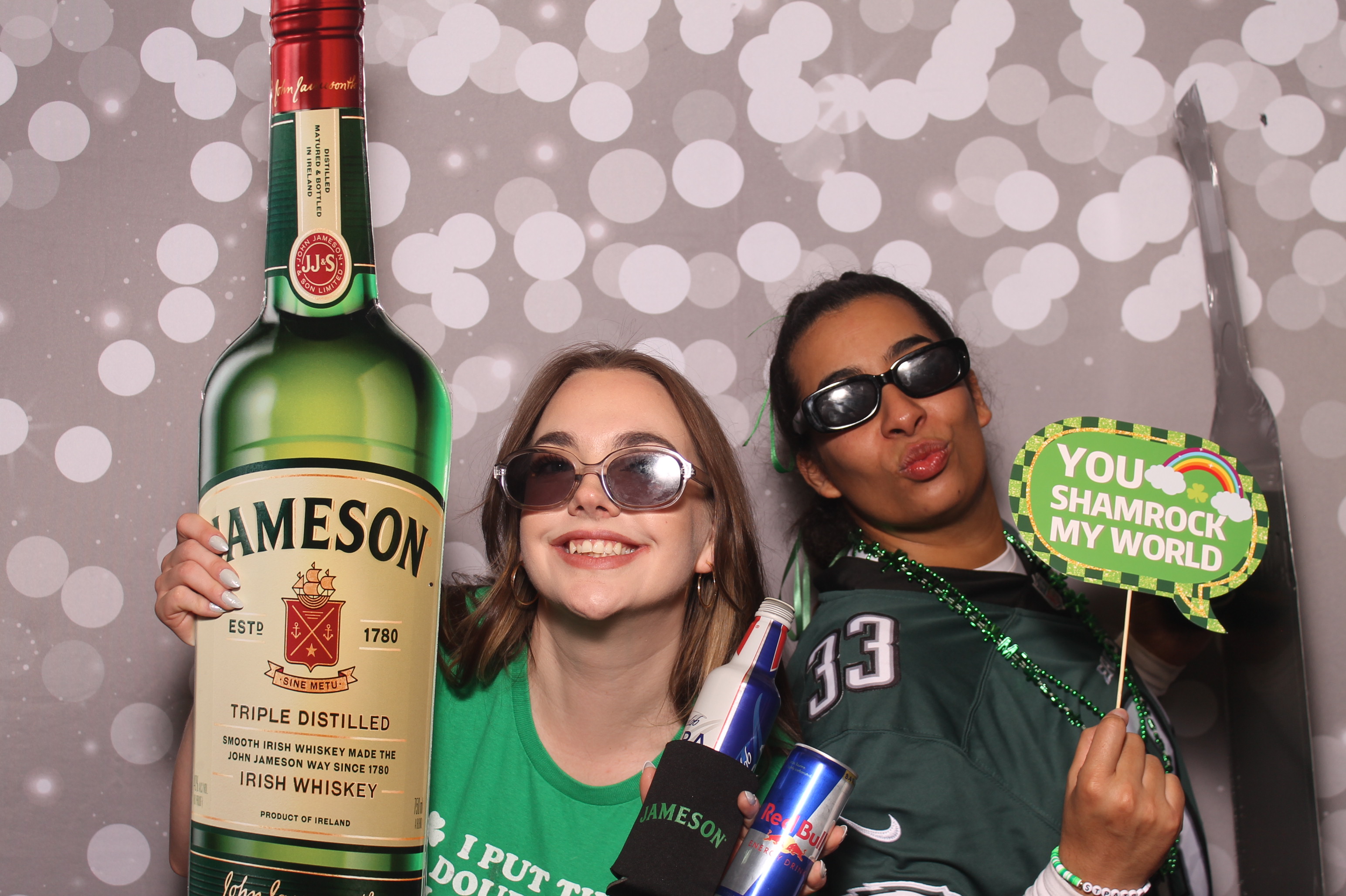 St Pattys Day at Molly Malone's | View more photos from the event at gallery.photoboothcincy.com/u/PhotoBoothCincy/St-Pattys-Day-at-Molly-Malones