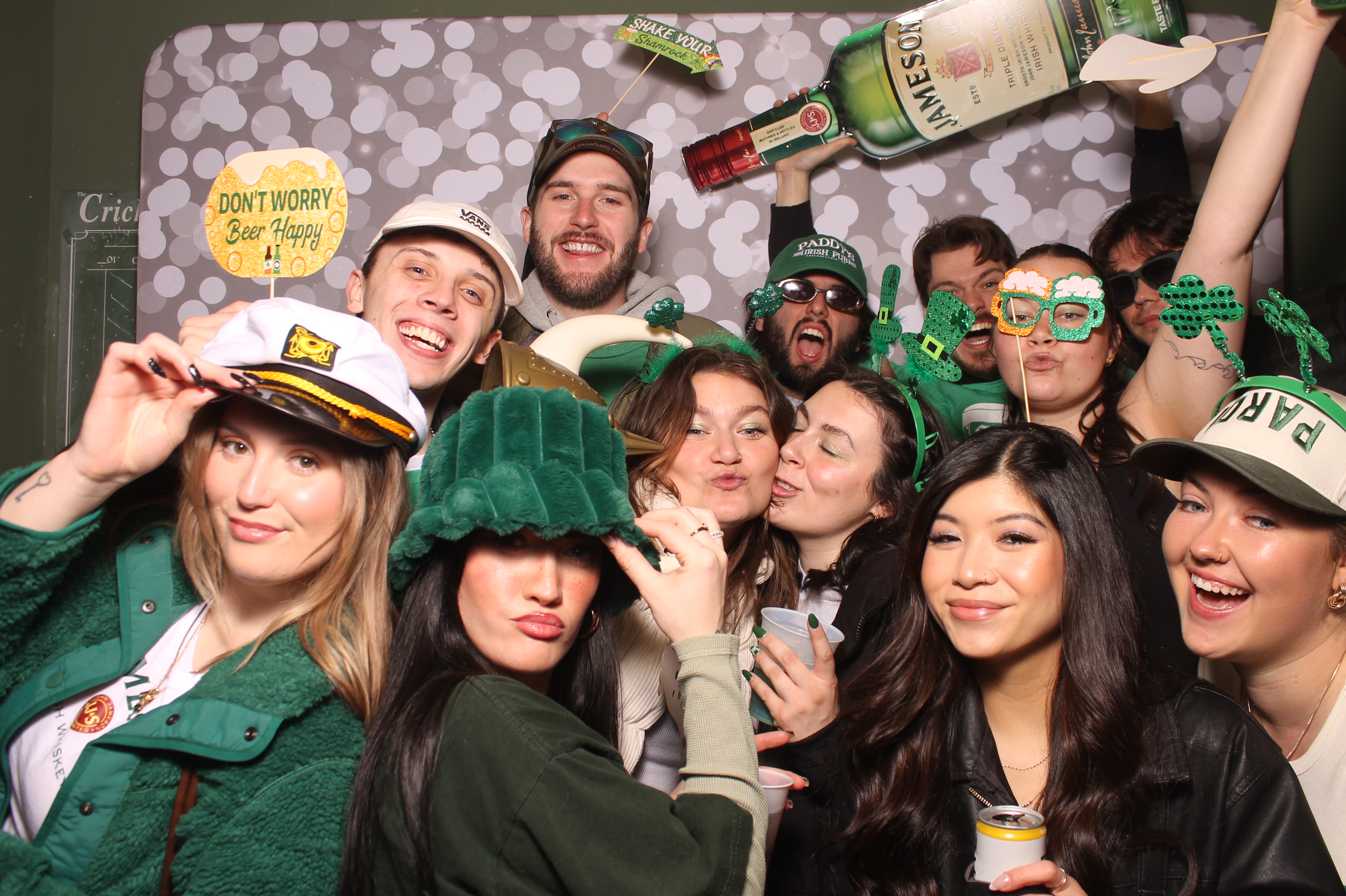 St Pattys Day at Molly Malone's | View more photos from the event at gallery.photoboothcincy.com/u/PhotoBoothCincy/St-Pattys-Day-at-Molly-Malones