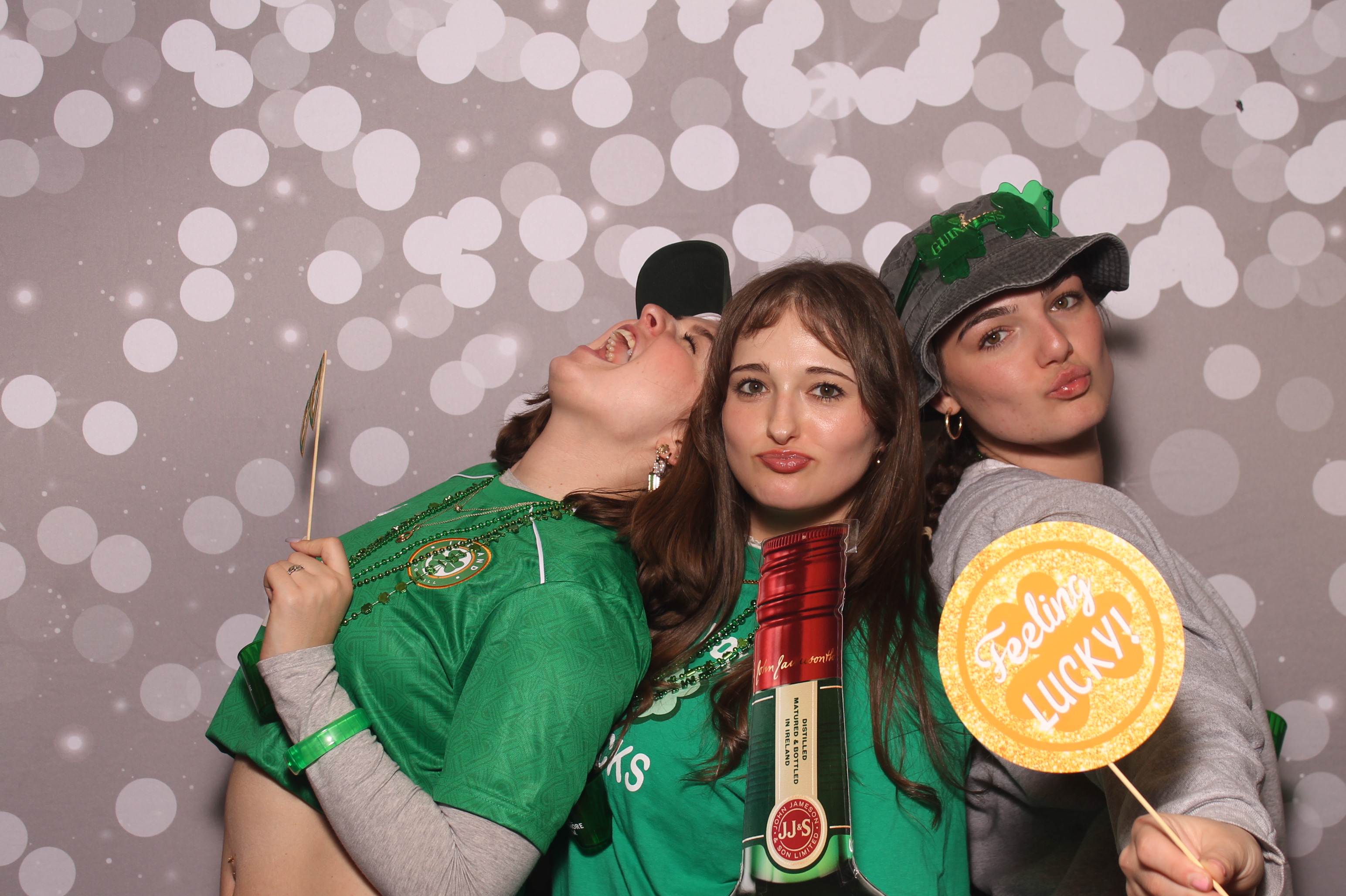 St Pattys Day at Molly Malone's | View more photos from the event at gallery.photoboothcincy.com/u/PhotoBoothCincy/St-Pattys-Day-at-Molly-Malones