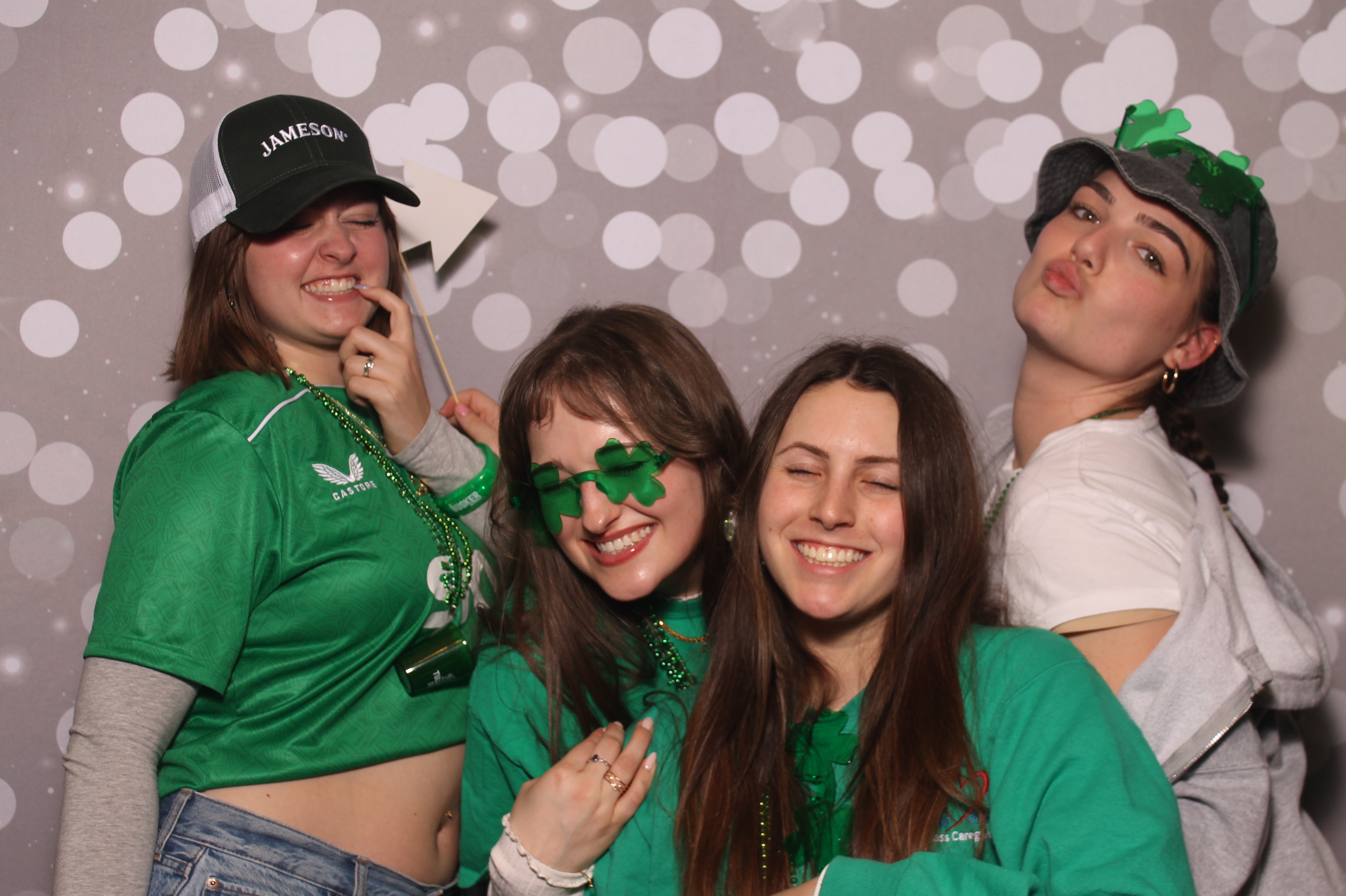 St Pattys Day at Molly Malone's | View more photos from the event at gallery.photoboothcincy.com/u/PhotoBoothCincy/St-Pattys-Day-at-Molly-Malones