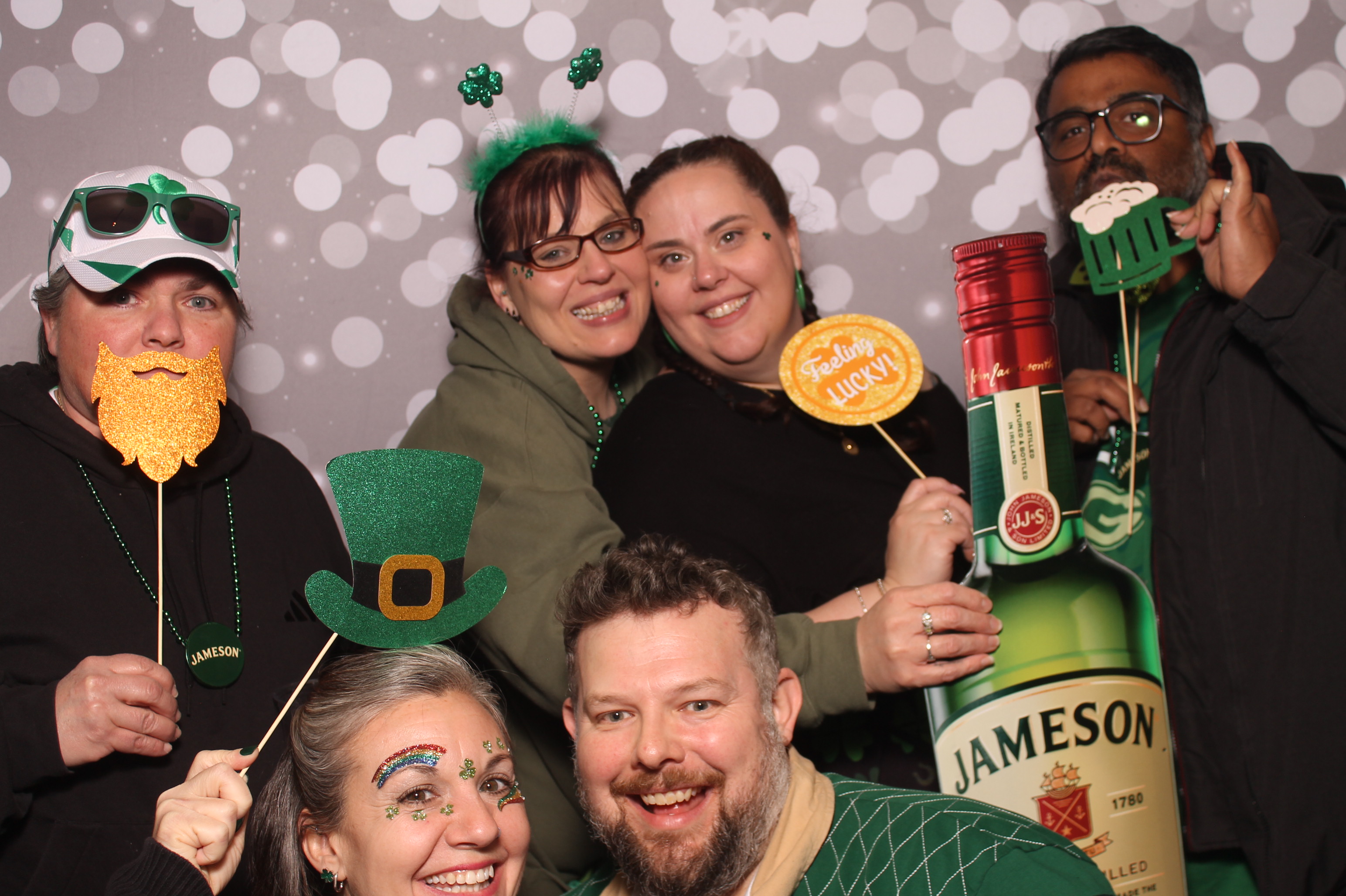 St Pattys Day at Molly Malone's | View more photos from the event at gallery.photoboothcincy.com/u/PhotoBoothCincy/St-Pattys-Day-at-Molly-Malones
