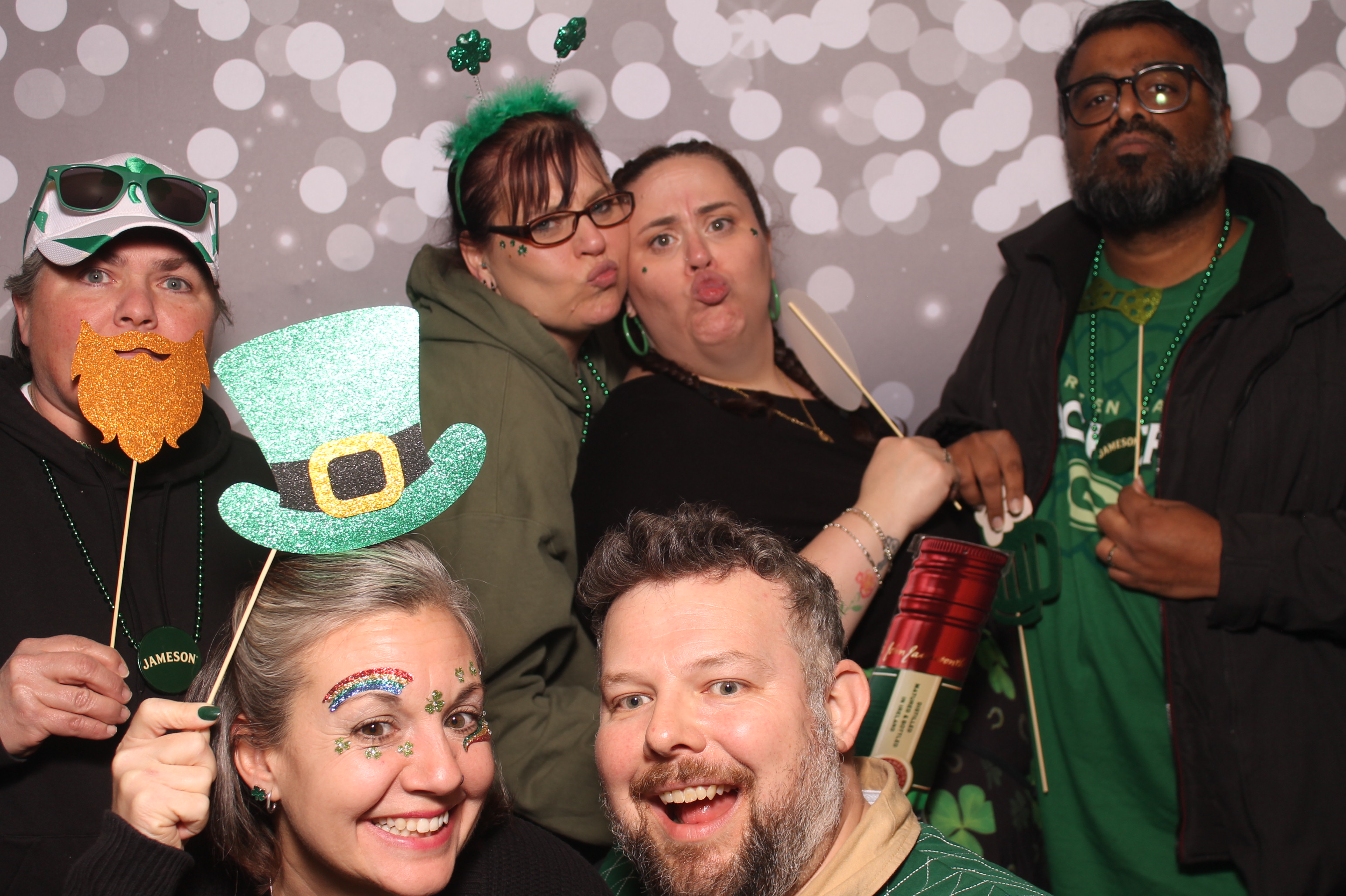 St Pattys Day at Molly Malone's | View more photos from the event at gallery.photoboothcincy.com/u/PhotoBoothCincy/St-Pattys-Day-at-Molly-Malones