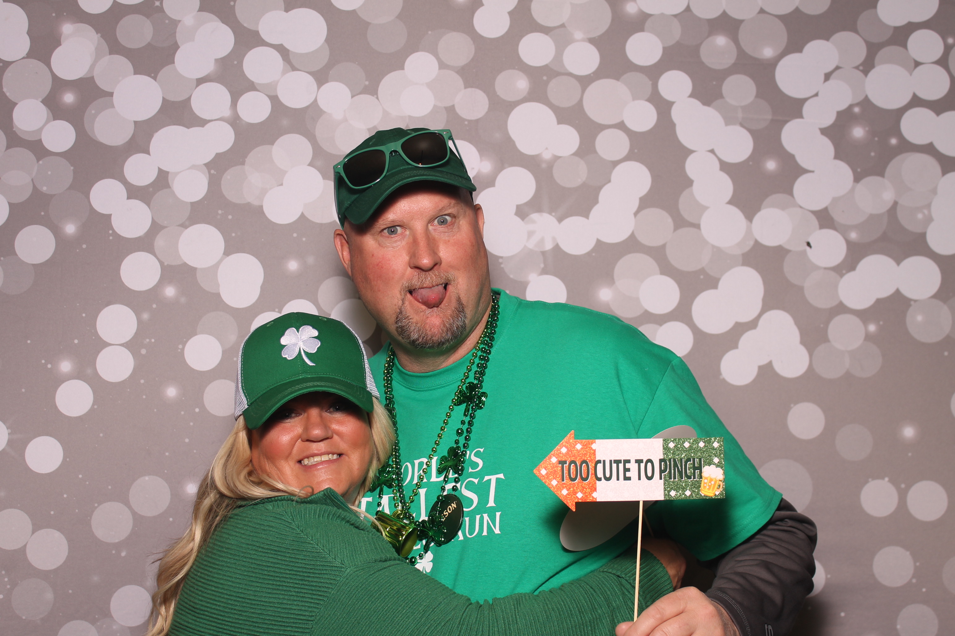 St Pattys Day at Molly Malone's | View more photos from the event at gallery.photoboothcincy.com/u/PhotoBoothCincy/St-Pattys-Day-at-Molly-Malones