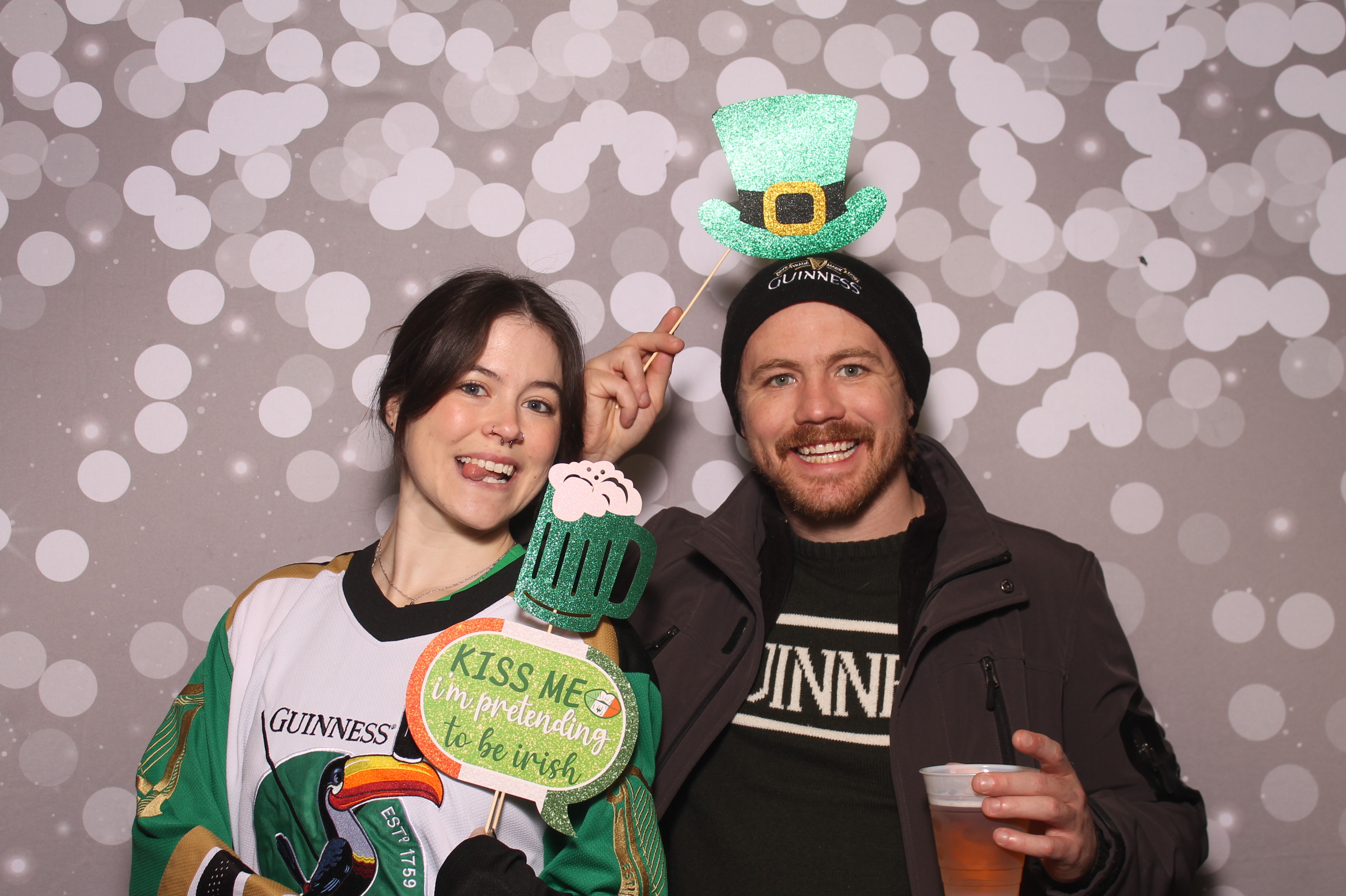 St Pattys Day at Molly Malone's | View more photos from the event at gallery.photoboothcincy.com/u/PhotoBoothCincy/St-Pattys-Day-at-Molly-Malones