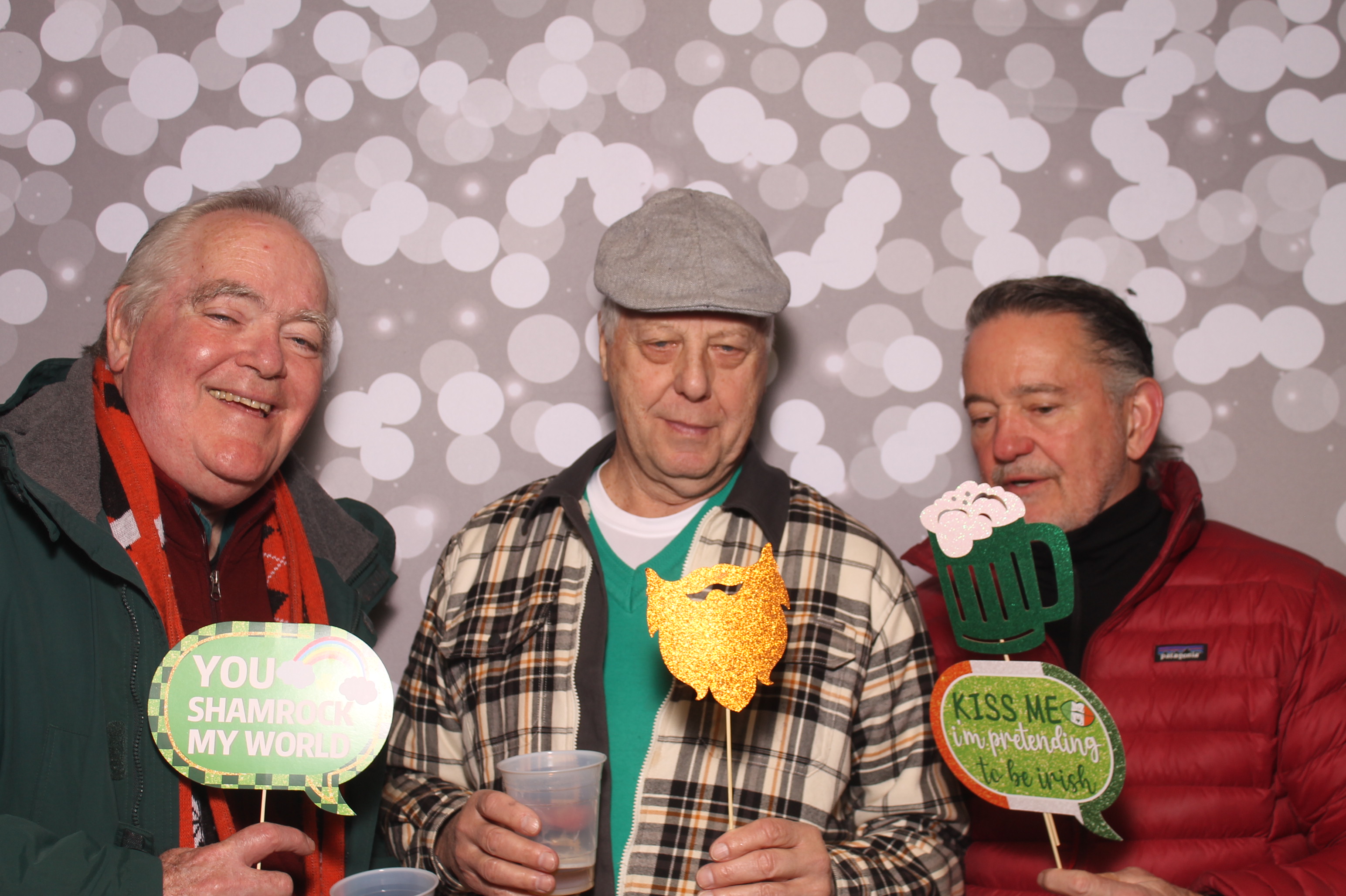 St Pattys Day at Molly Malone's | View more photos from the event at gallery.photoboothcincy.com/u/PhotoBoothCincy/St-Pattys-Day-at-Molly-Malones