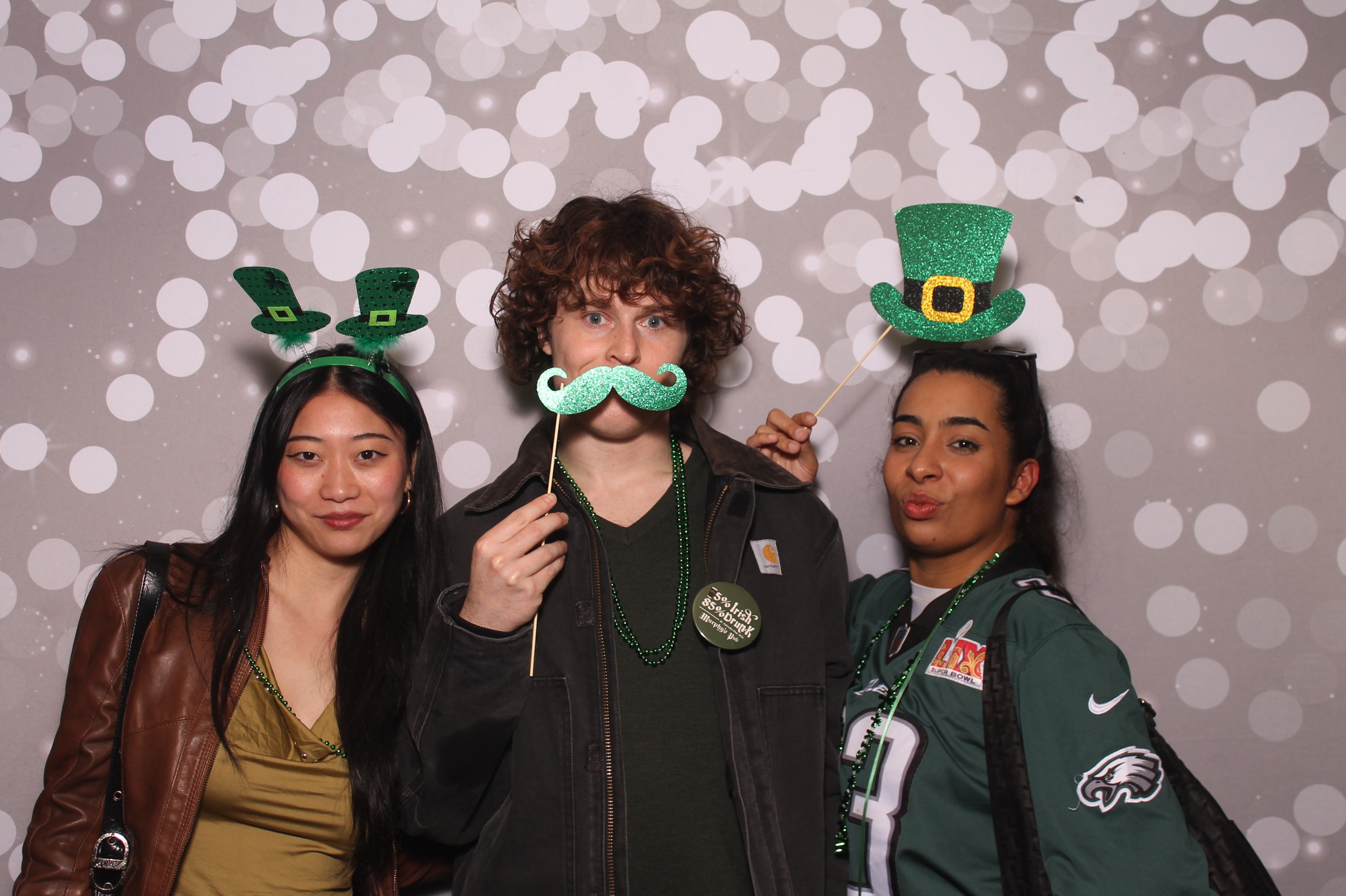 St Pattys Day at Molly Malone's | View more photos from the event at gallery.photoboothcincy.com/u/PhotoBoothCincy/St-Pattys-Day-at-Molly-Malones