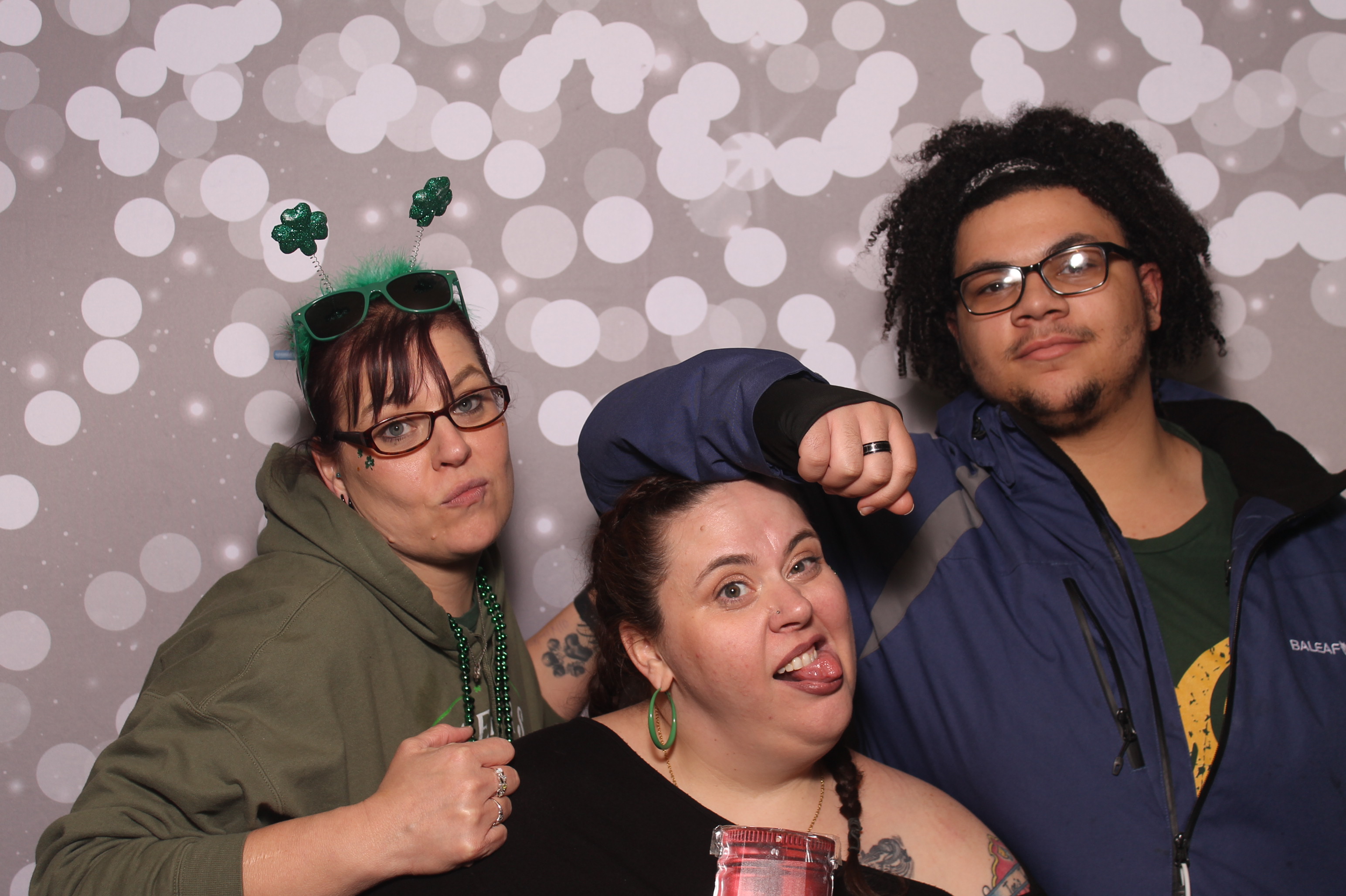 St Pattys Day at Molly Malone's | View more photos from the event at gallery.photoboothcincy.com/u/PhotoBoothCincy/St-Pattys-Day-at-Molly-Malones