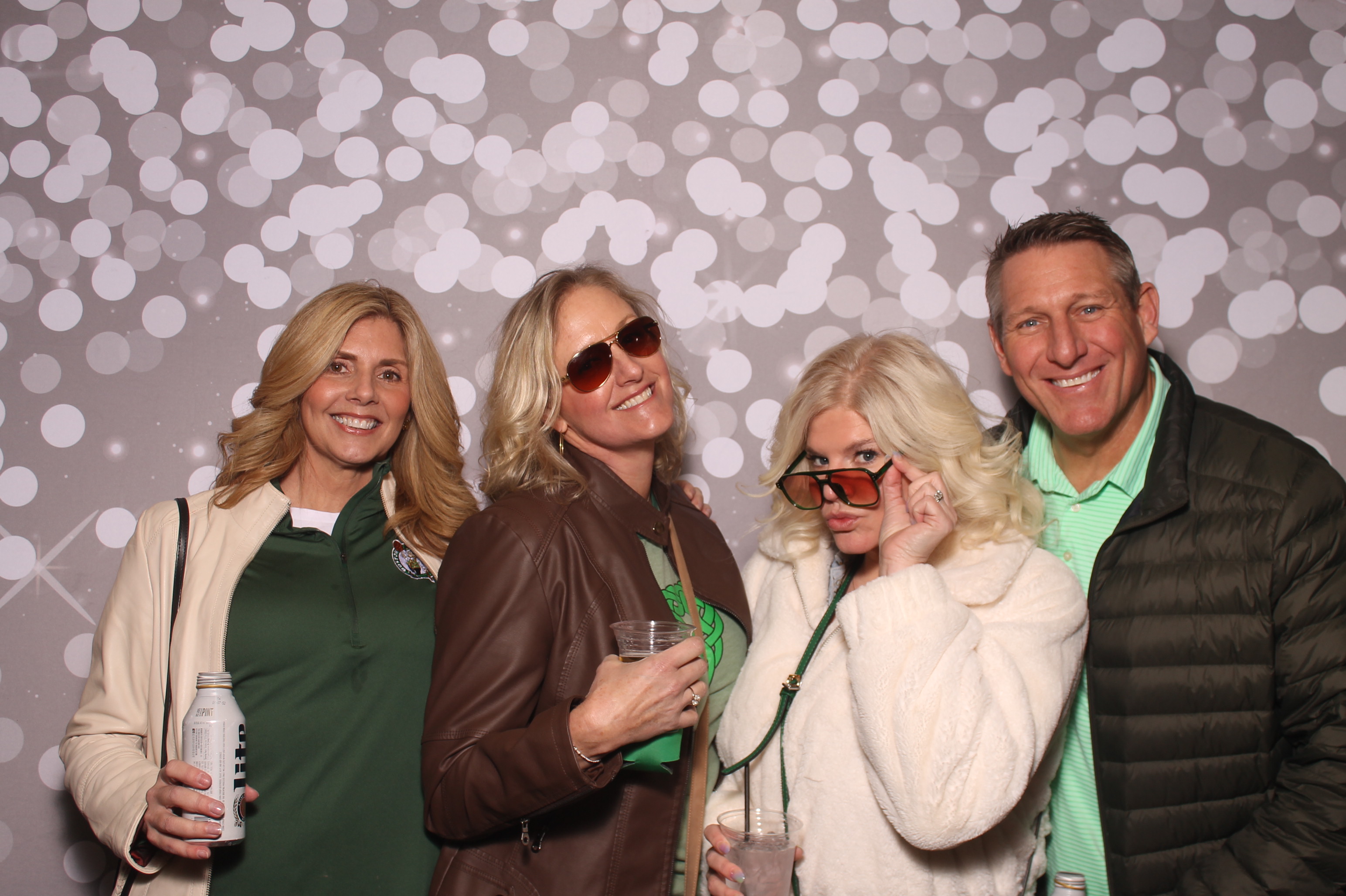 St Pattys Day at Molly Malone's | View more photos from the event at gallery.photoboothcincy.com/u/PhotoBoothCincy/St-Pattys-Day-at-Molly-Malones