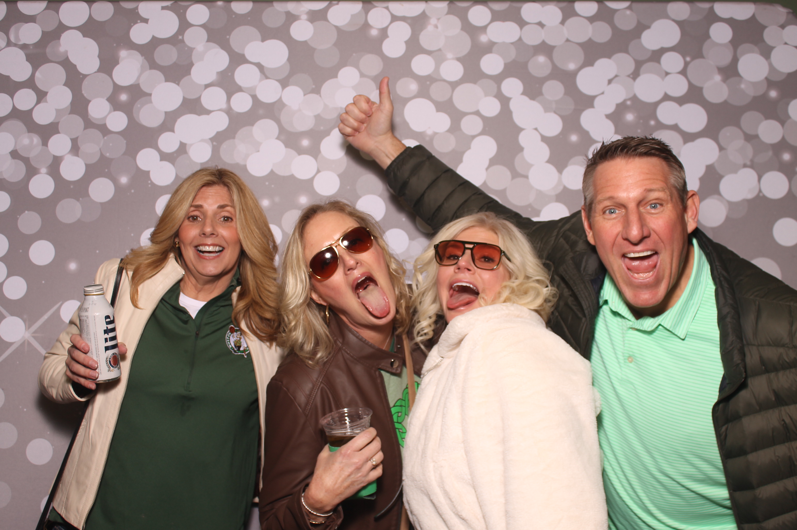 St Pattys Day at Molly Malone's | View more photos from the event at gallery.photoboothcincy.com/u/PhotoBoothCincy/St-Pattys-Day-at-Molly-Malones