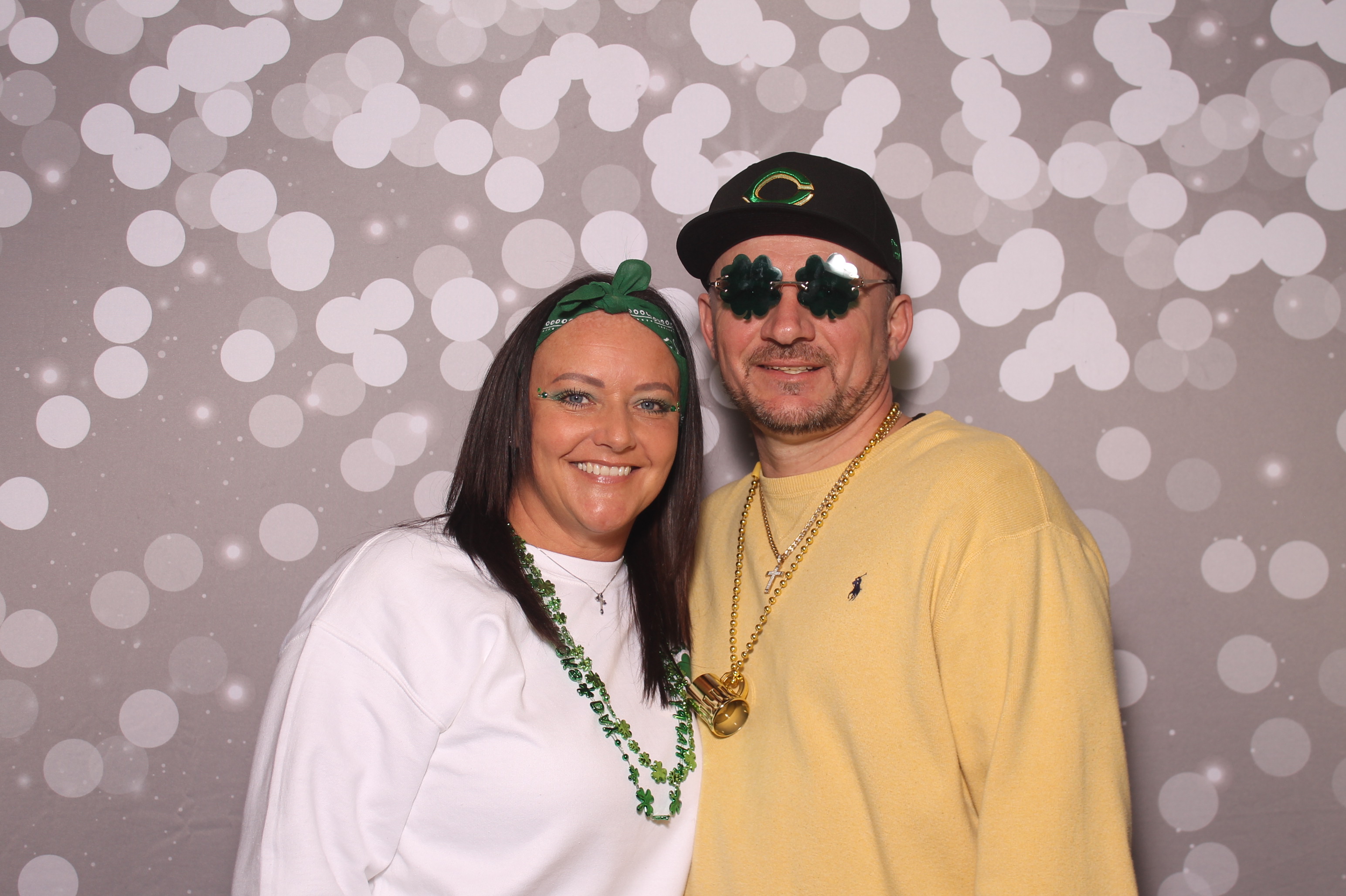 St Pattys Day at Molly Malone's | View more photos from the event at gallery.photoboothcincy.com/u/PhotoBoothCincy/St-Pattys-Day-at-Molly-Malones