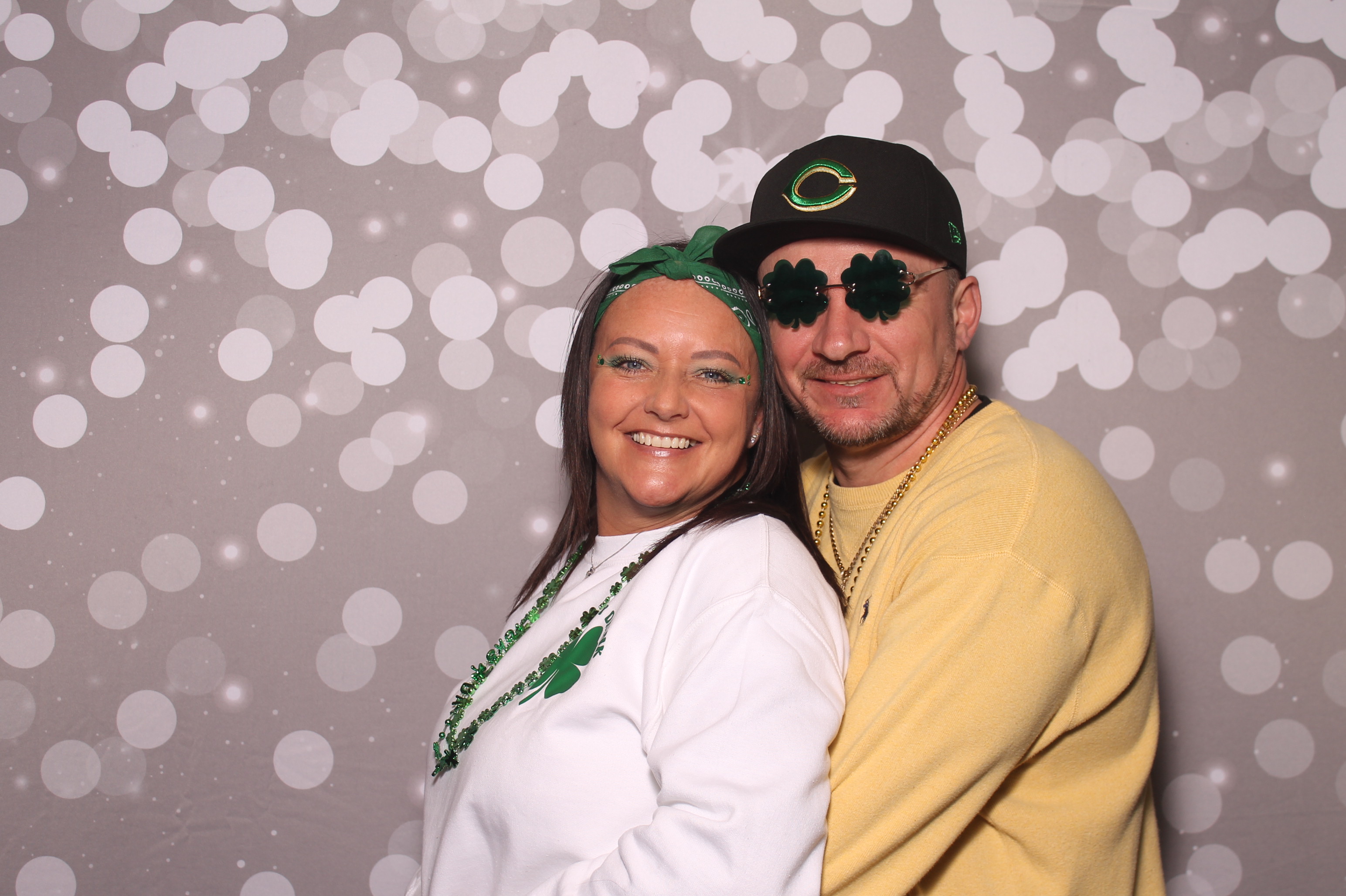 St Pattys Day at Molly Malone's | View more photos from the event at gallery.photoboothcincy.com/u/PhotoBoothCincy/St-Pattys-Day-at-Molly-Malones