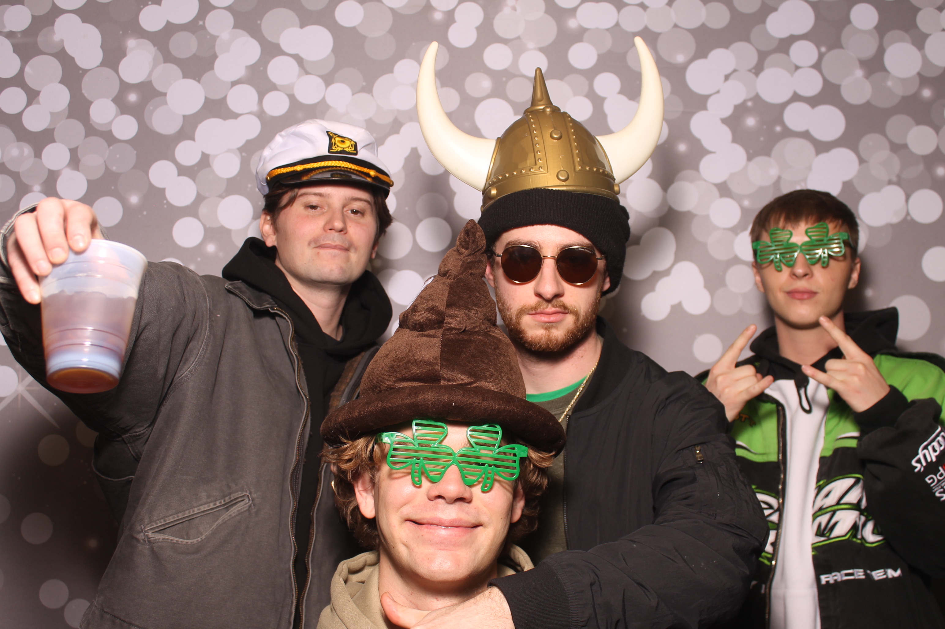 St Pattys Day at Molly Malone's | View more photos from the event at gallery.photoboothcincy.com/u/PhotoBoothCincy/St-Pattys-Day-at-Molly-Malones
