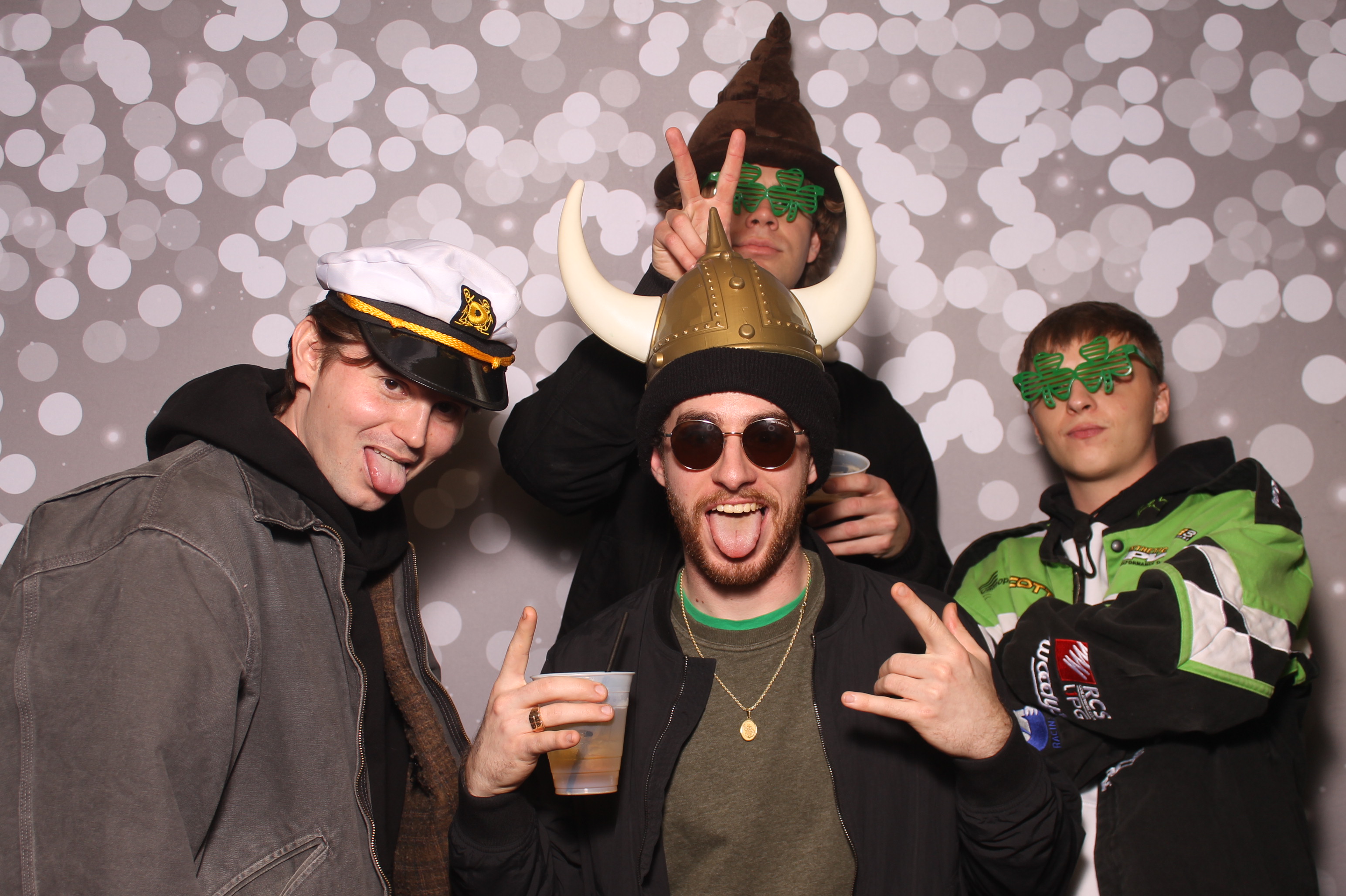 St Pattys Day at Molly Malone's | View more photos from the event at gallery.photoboothcincy.com/u/PhotoBoothCincy/St-Pattys-Day-at-Molly-Malones