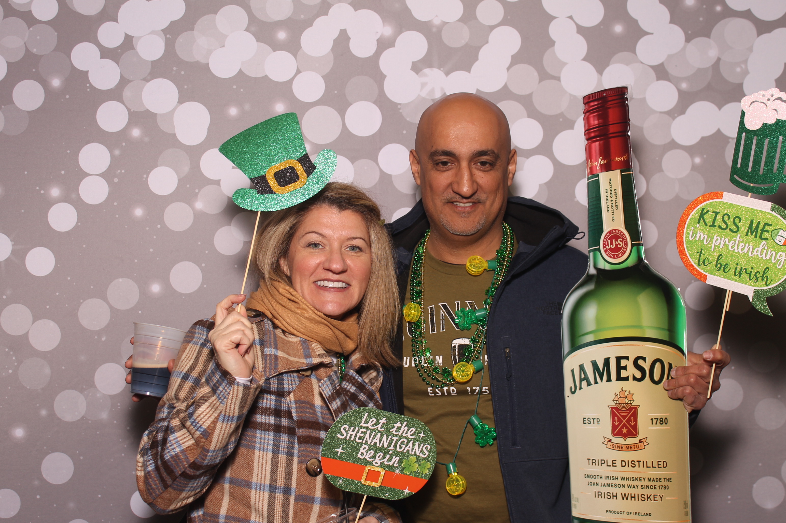 St Pattys Day at Molly Malone's | View more photos from the event at gallery.photoboothcincy.com/u/PhotoBoothCincy/St-Pattys-Day-at-Molly-Malones