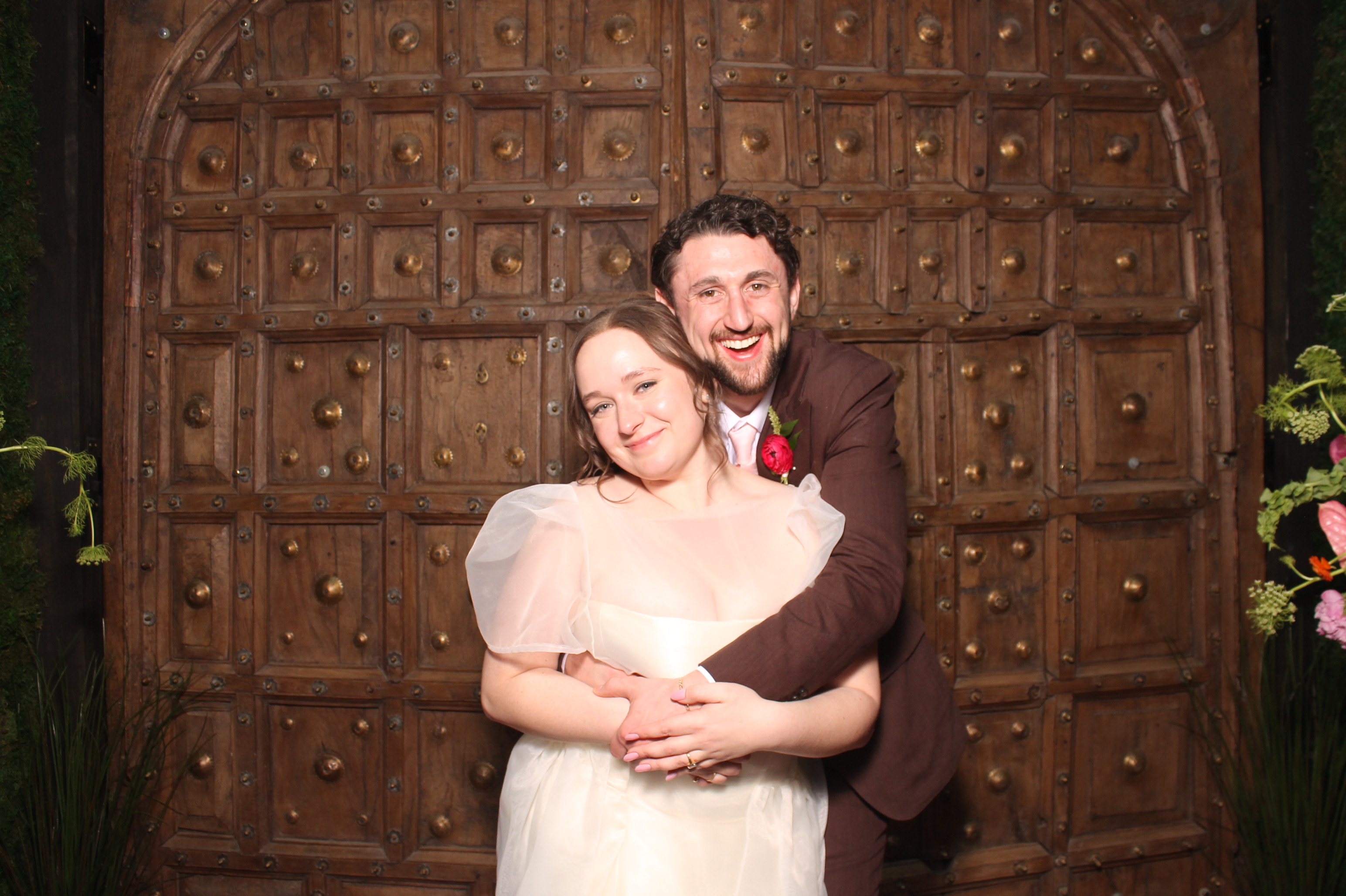 Sydney & Gregory | View more photos from the event at gallery.photoboothcincy.com/u/PhotoBoothCincy/Sydney-Gregory