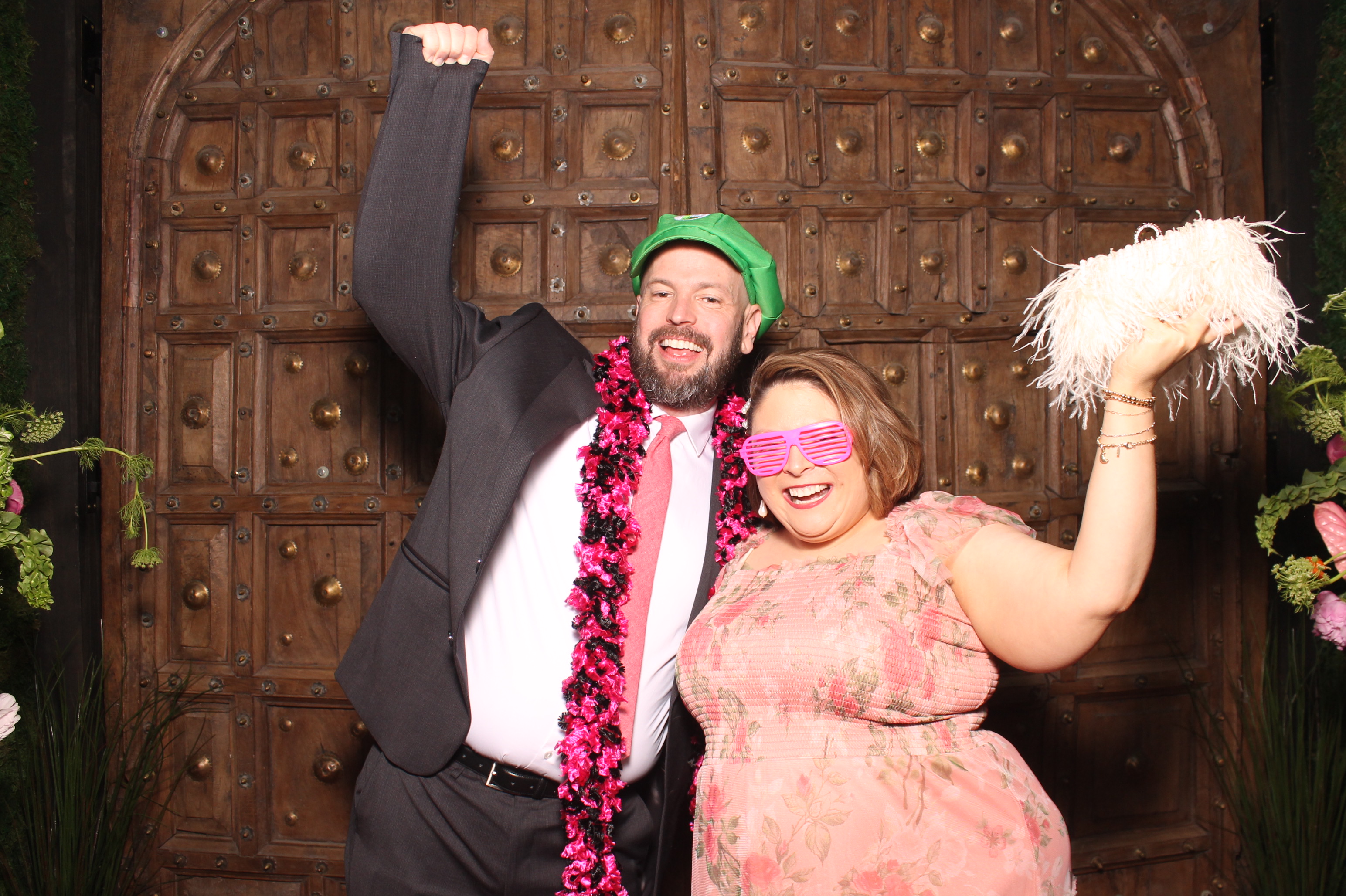Sydney & Gregory | View more photos from the event at gallery.photoboothcincy.com/u/PhotoBoothCincy/Sydney-Gregory