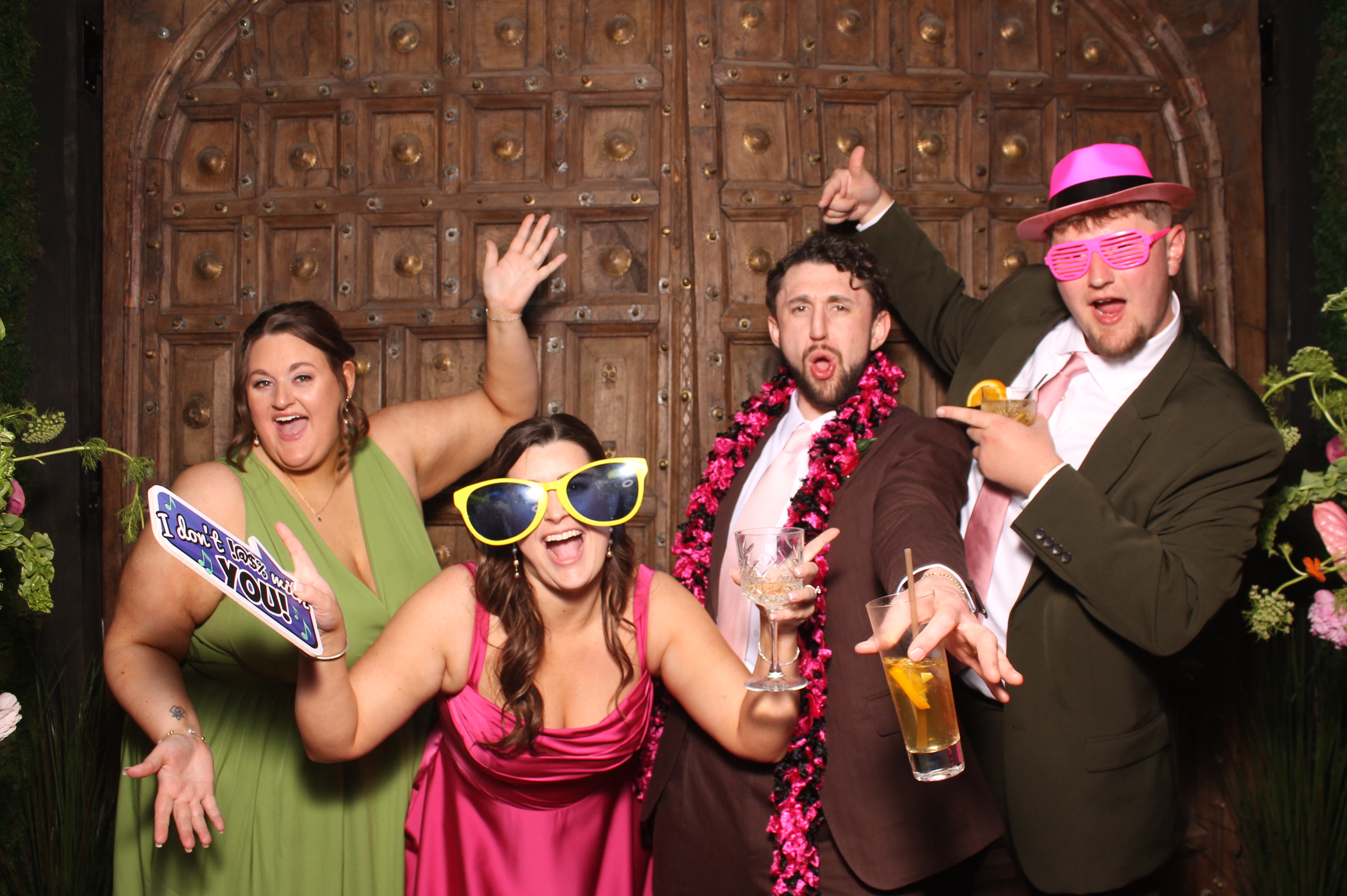 Sydney & Gregory | View more photos from the event at gallery.photoboothcincy.com/u/PhotoBoothCincy/Sydney-Gregory