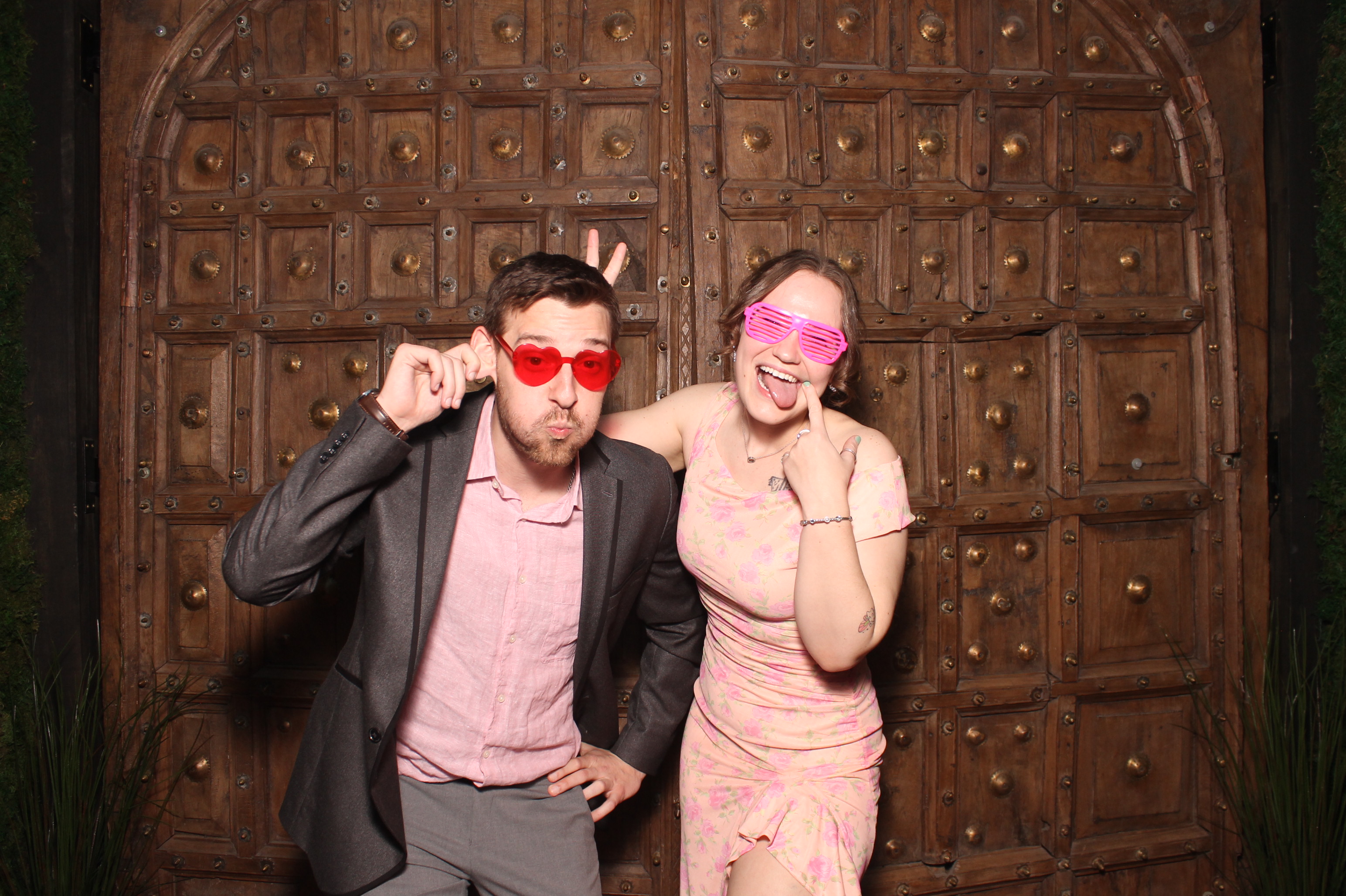 Sydney & Gregory | View more photos from the event at gallery.photoboothcincy.com/u/PhotoBoothCincy/Sydney-Gregory