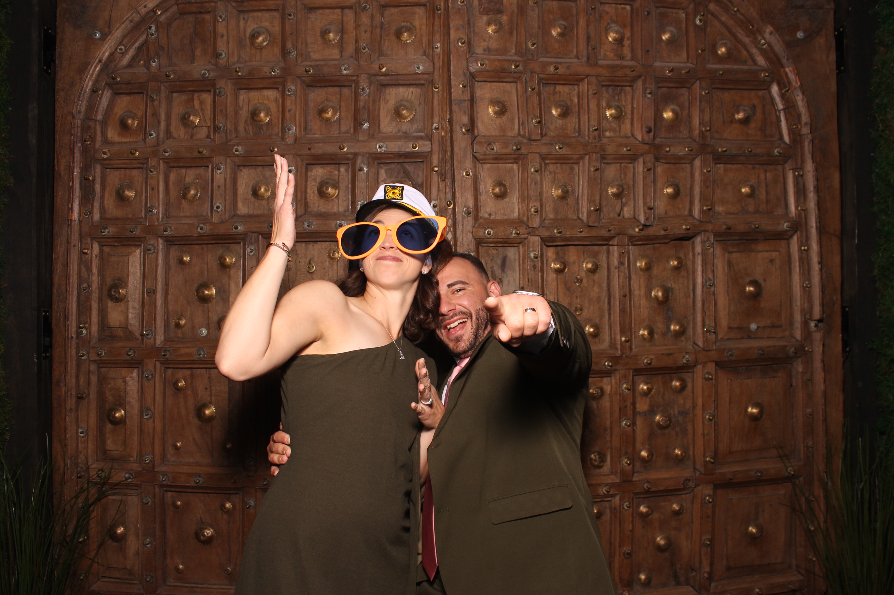 Sydney & Gregory | View more photos from the event at gallery.photoboothcincy.com/u/PhotoBoothCincy/Sydney-Gregory
