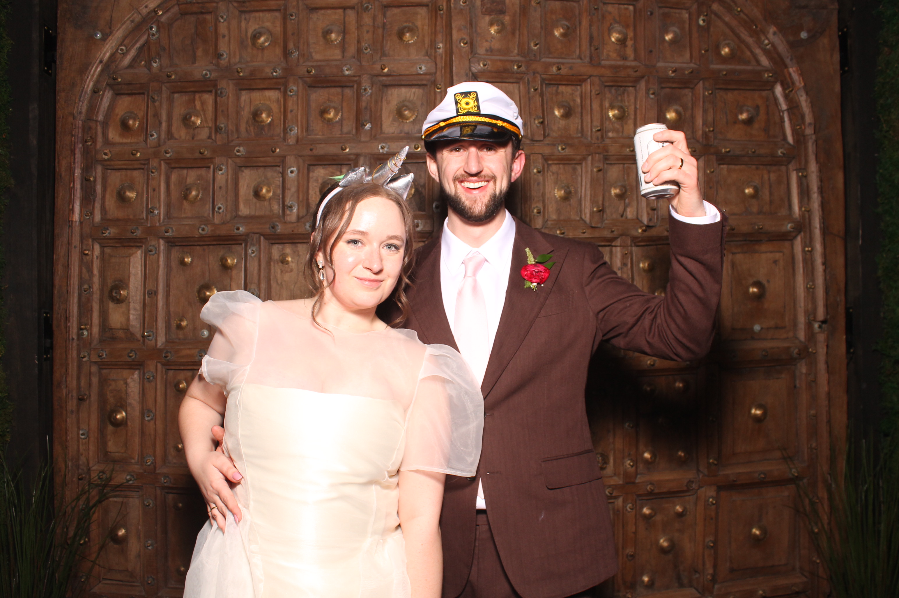 Sydney & Gregory | View more photos from the event at gallery.photoboothcincy.com/u/PhotoBoothCincy/Sydney-Gregory