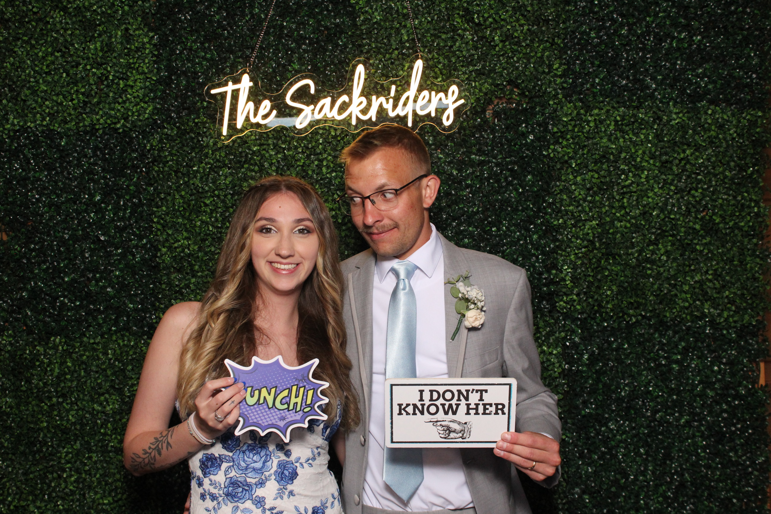 Sydney & Nick | View more photos from the event at gallery.photoboothcincy.com/u/PhotoBoothCincy/Sydney-Nick