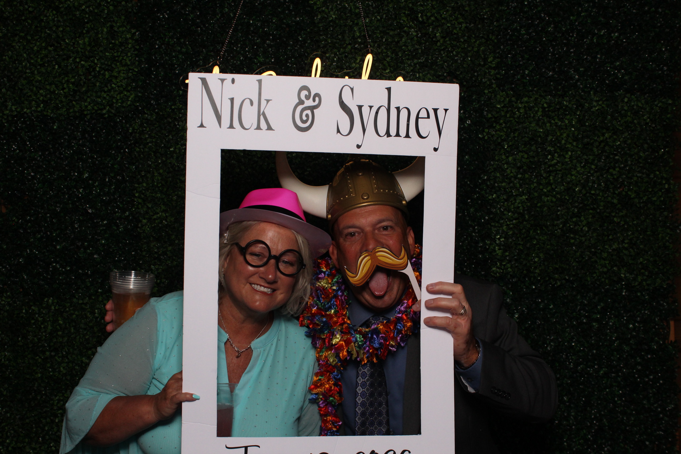 Sydney & Nick | View more photos from the event at gallery.photoboothcincy.com/u/PhotoBoothCincy/Sydney-Nick