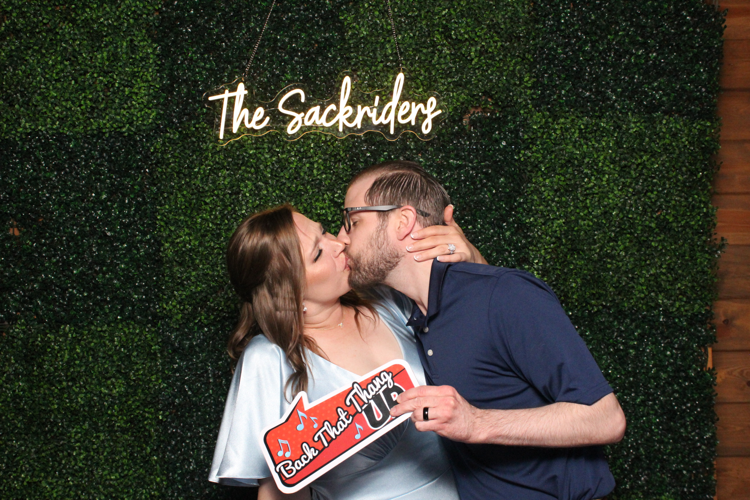 Sydney & Nick | View more photos from the event at gallery.photoboothcincy.com/u/PhotoBoothCincy/Sydney-Nick