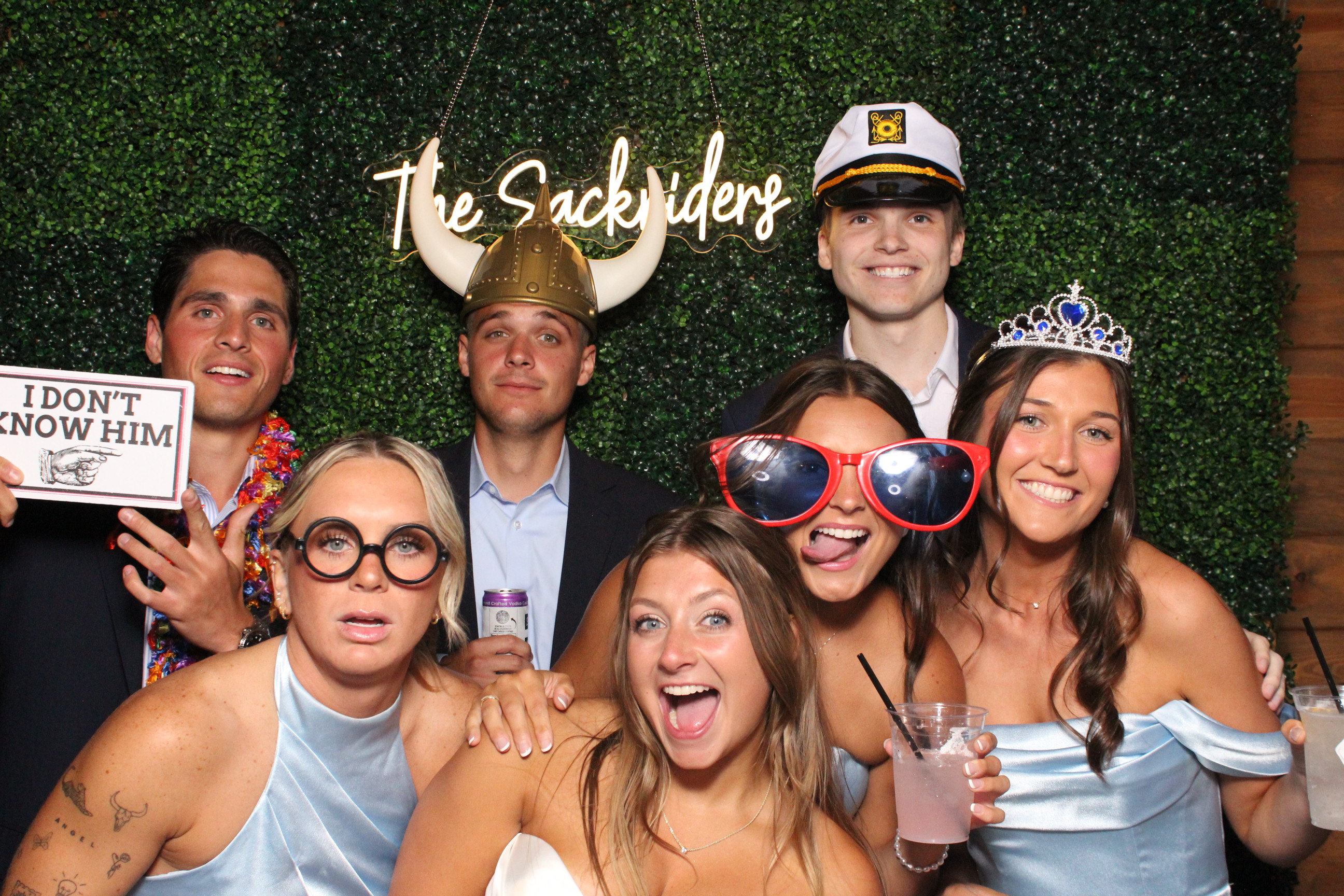 Sydney & Nick | View more photos from the event at gallery.photoboothcincy.com/u/PhotoBoothCincy/Sydney-Nick