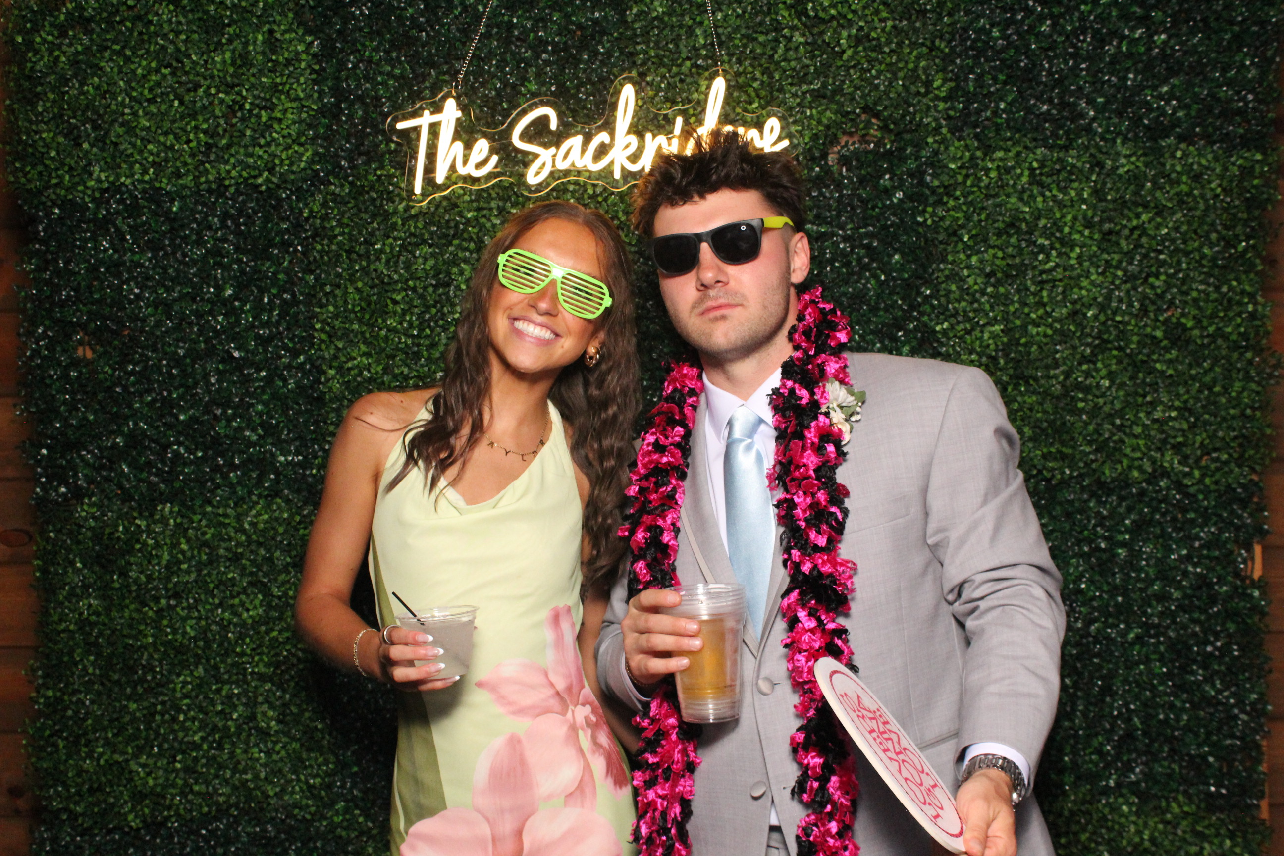Sydney & Nick | View more photos from the event at gallery.photoboothcincy.com/u/PhotoBoothCincy/Sydney-Nick