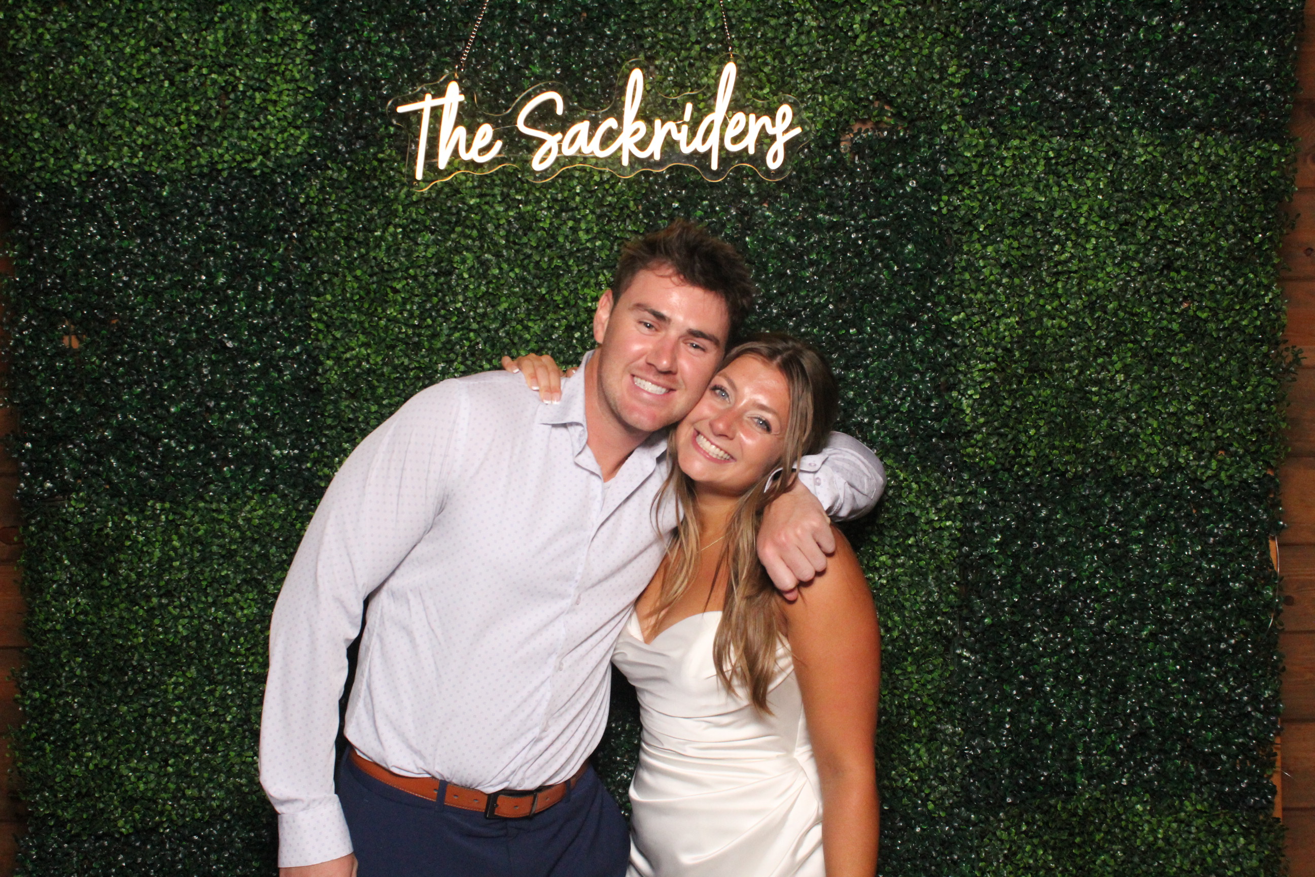 Sydney & Nick | View more photos from the event at gallery.photoboothcincy.com/u/PhotoBoothCincy/Sydney-Nick