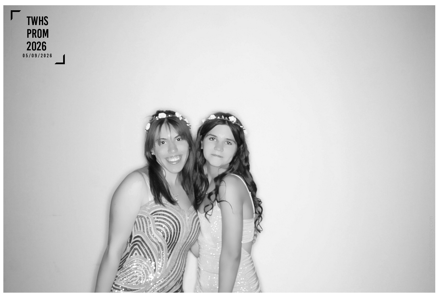 TWHS Prom 2026 | View more photos from the event at gallery.photoboothcincy.com/u/PhotoBoothCincy/TWHS-Prom-2026