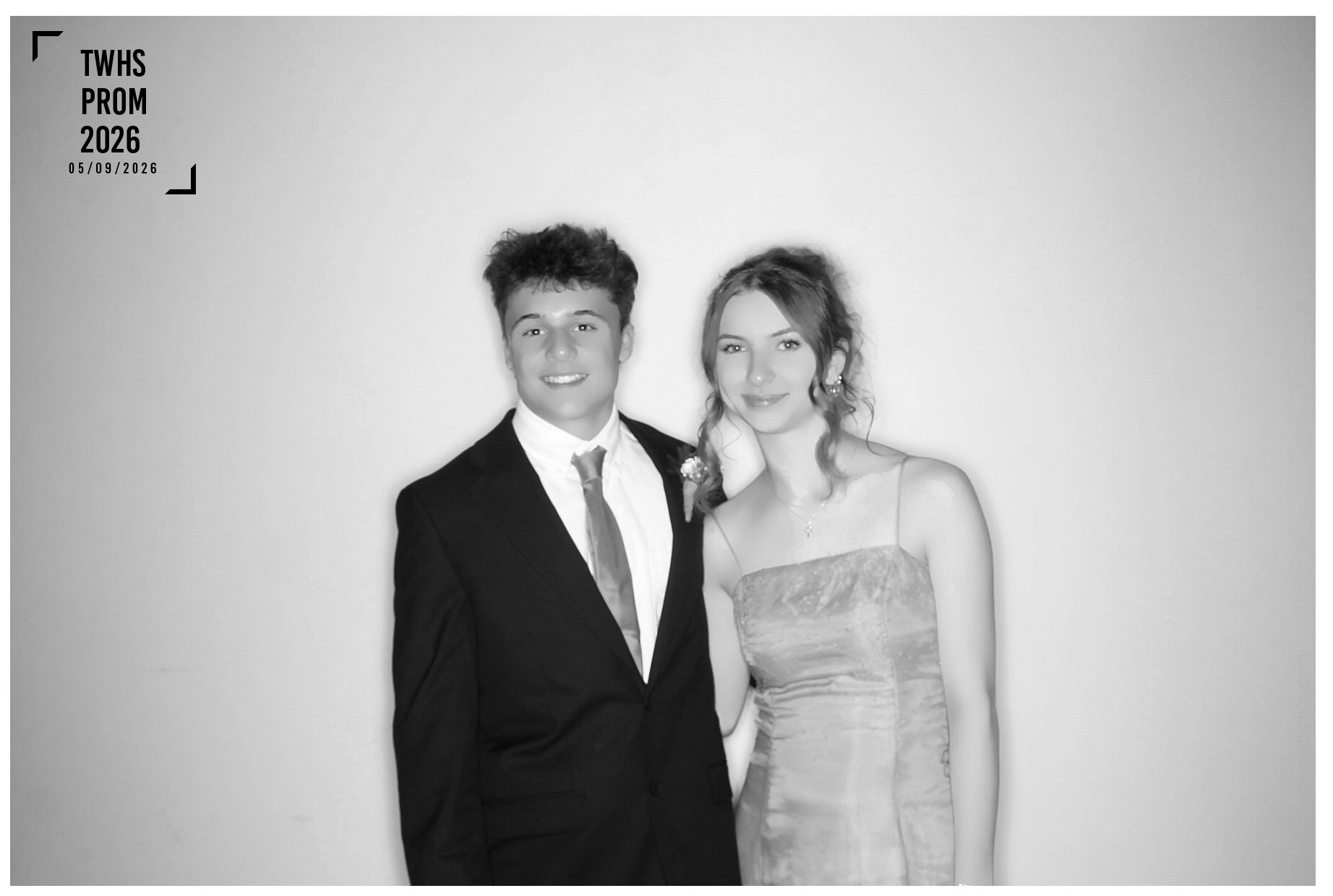 TWHS Prom 2026 | View more photos from the event at gallery.photoboothcincy.com/u/PhotoBoothCincy/TWHS-Prom-2026