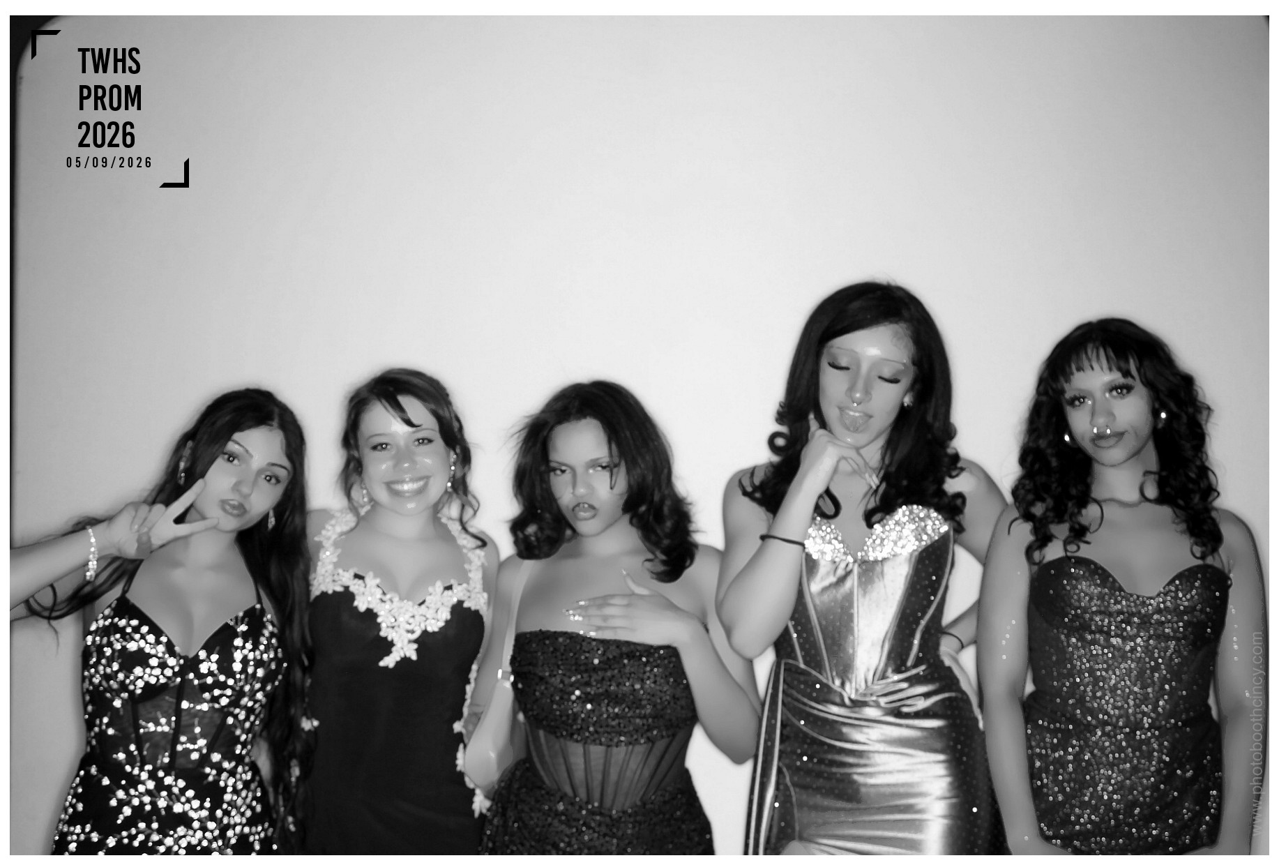 TWHS Prom 2026 | View more photos from the event at gallery.photoboothcincy.com/u/PhotoBoothCincy/TWHS-Prom-2026