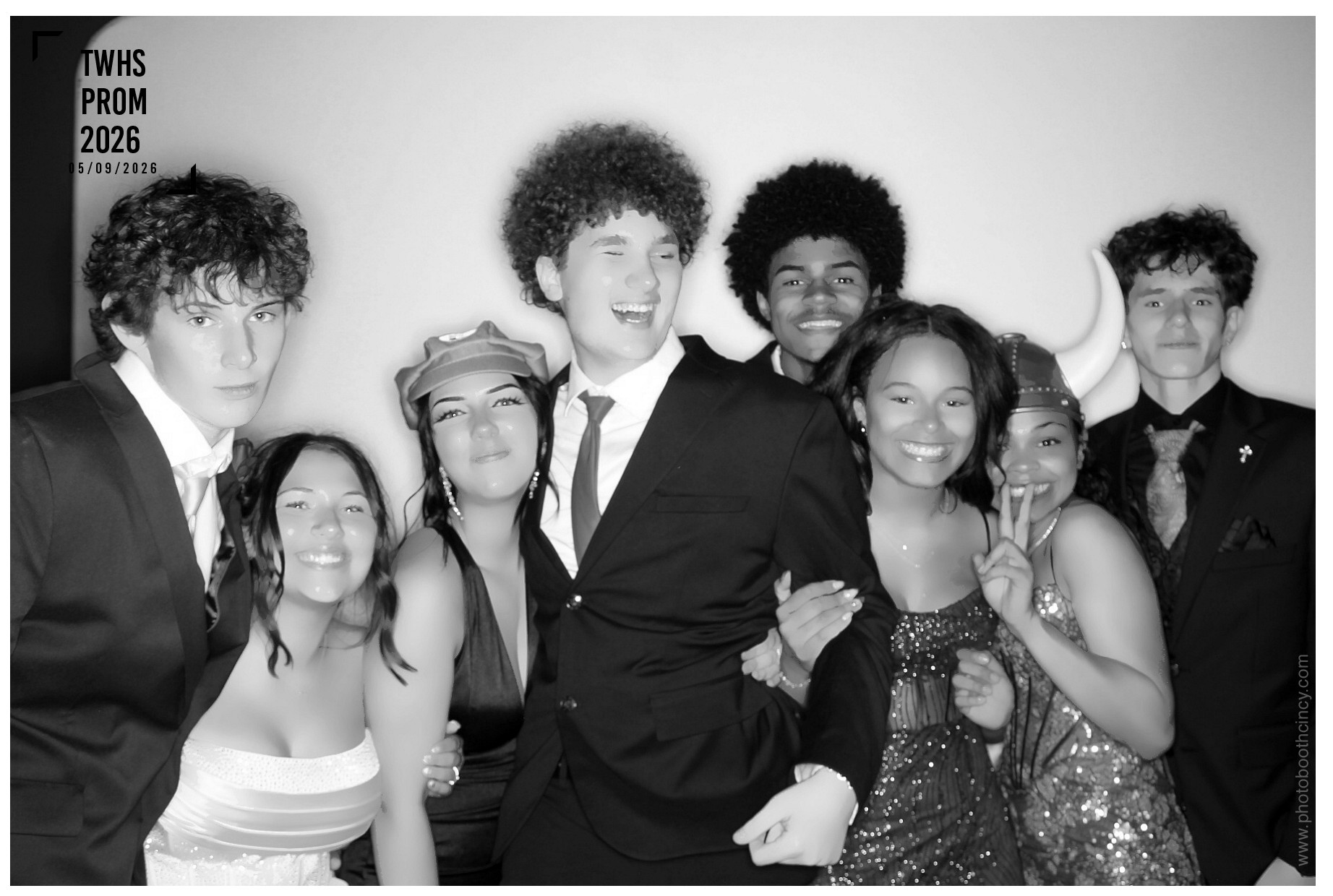 TWHS Prom 2026 | View more photos from the event at gallery.photoboothcincy.com/u/PhotoBoothCincy/TWHS-Prom-2026