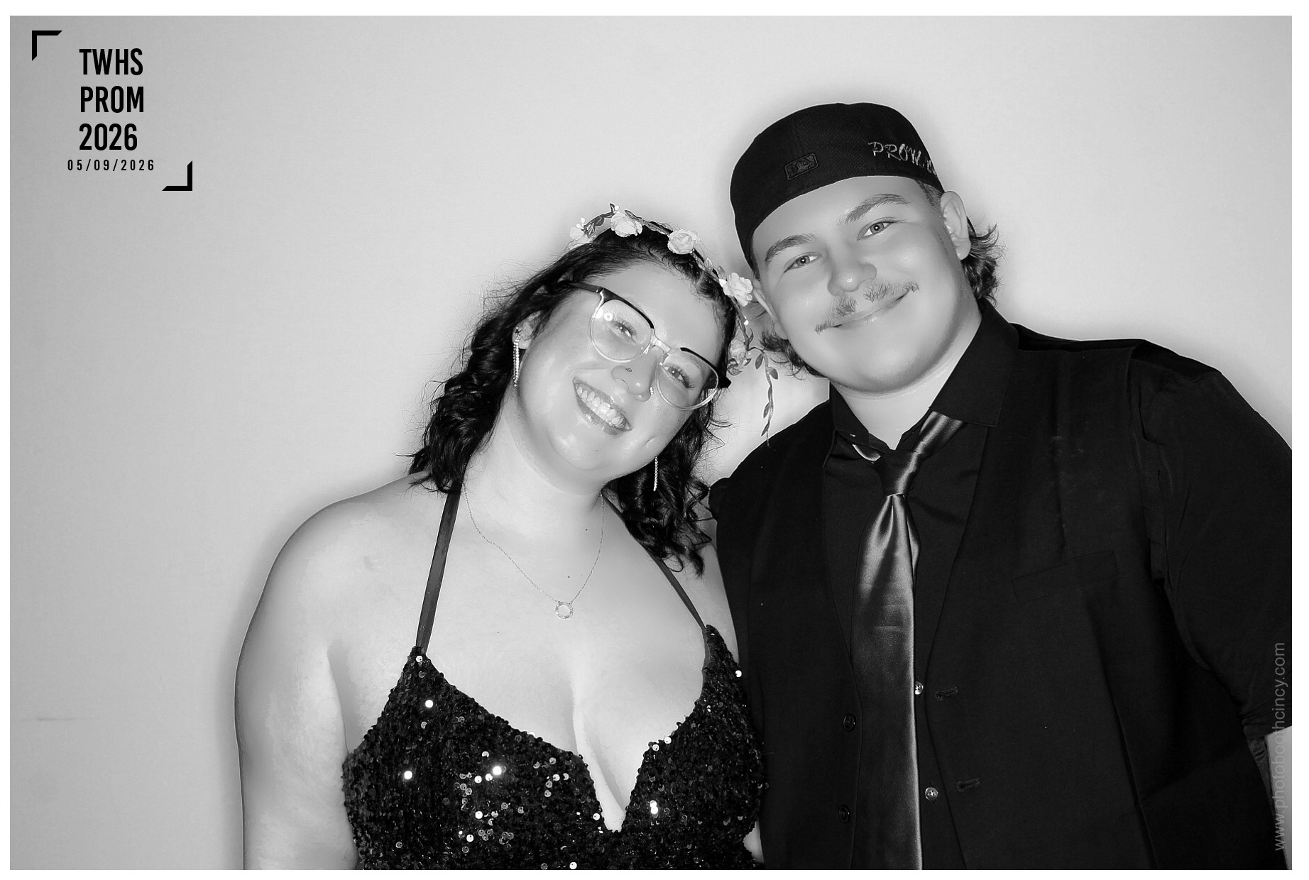 TWHS Prom 2026 | View more photos from the event at gallery.photoboothcincy.com/u/PhotoBoothCincy/TWHS-Prom-2026