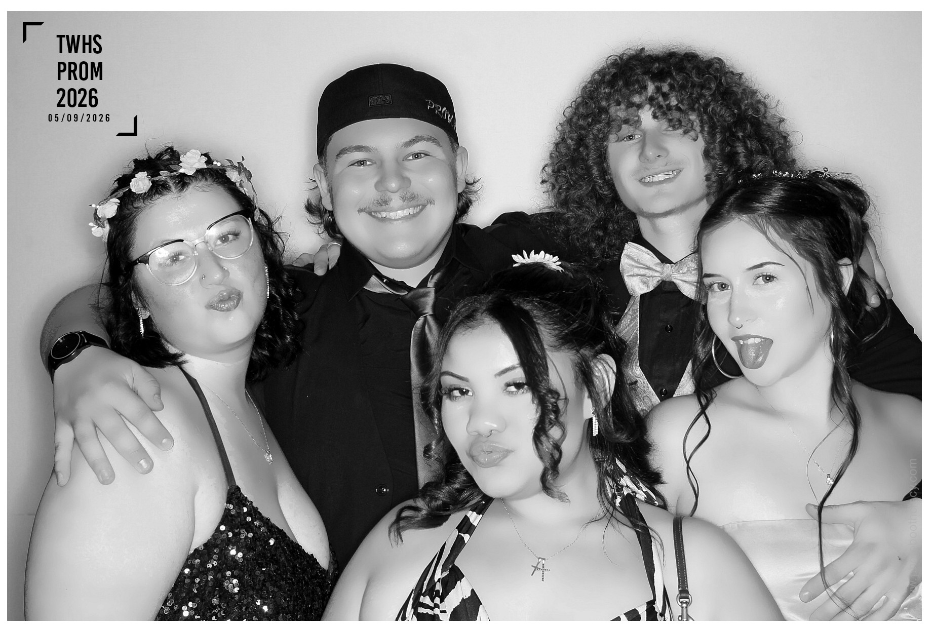 TWHS Prom 2026 | View more photos from the event at gallery.photoboothcincy.com/u/PhotoBoothCincy/TWHS-Prom-2026