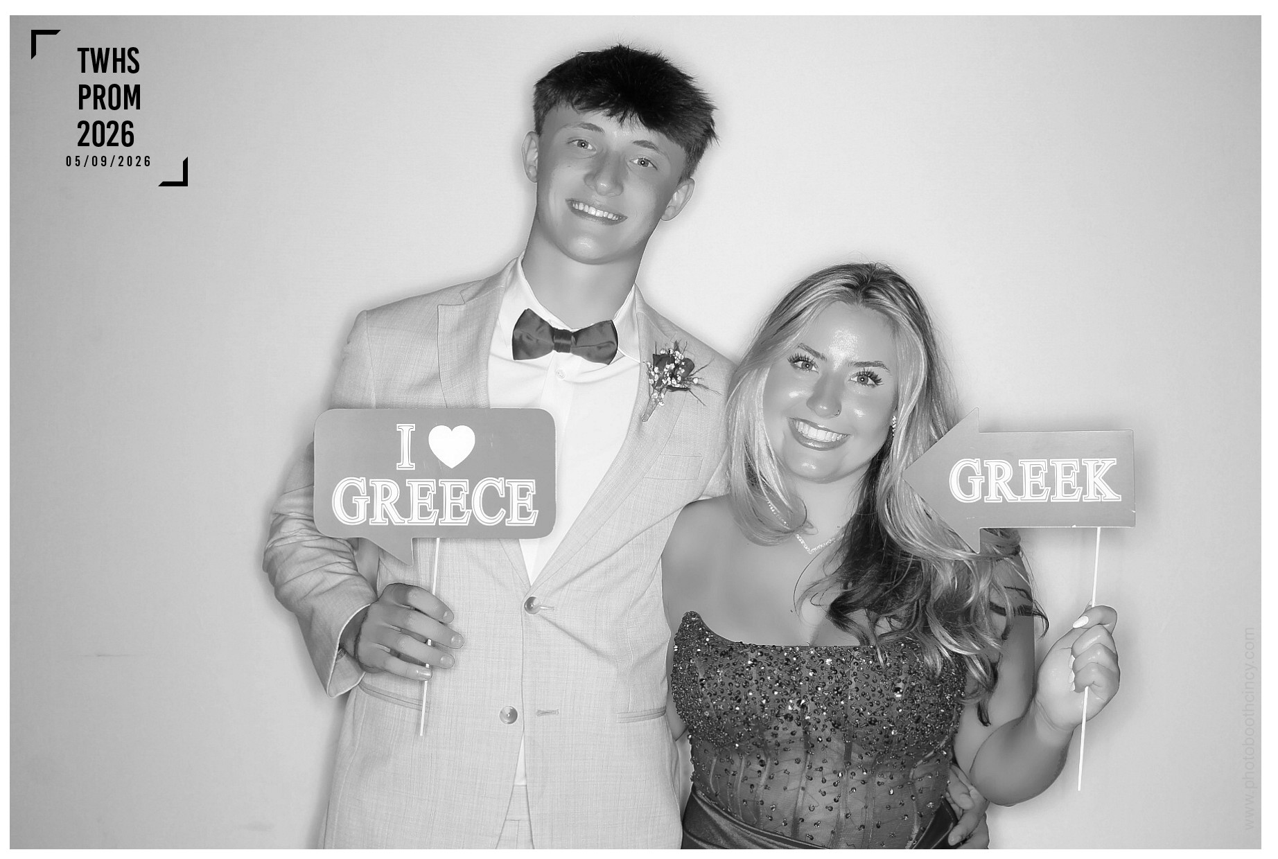 TWHS Prom 2026 | View more photos from the event at gallery.photoboothcincy.com/u/PhotoBoothCincy/TWHS-Prom-2026