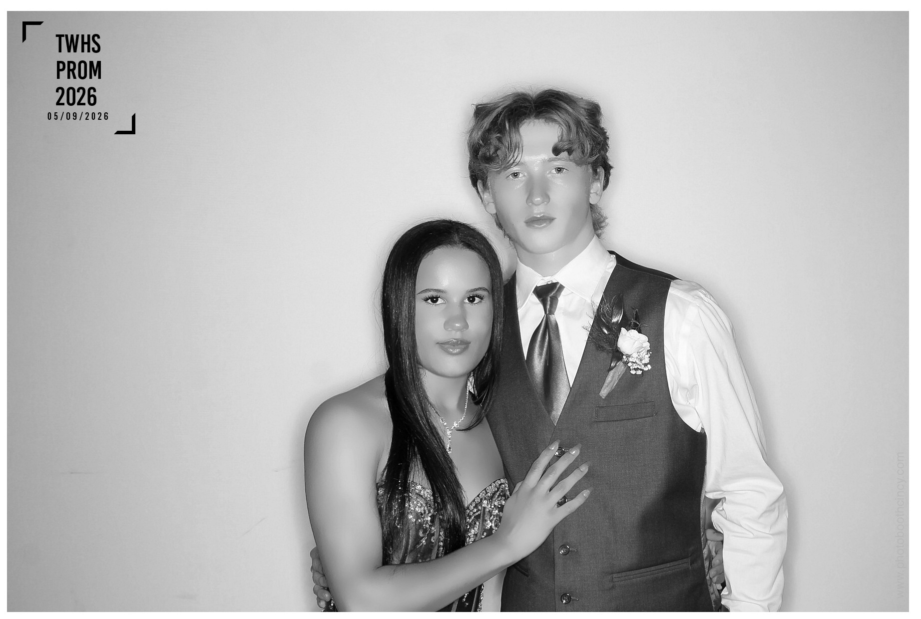 TWHS Prom 2026 | View more photos from the event at gallery.photoboothcincy.com/u/PhotoBoothCincy/TWHS-Prom-2026