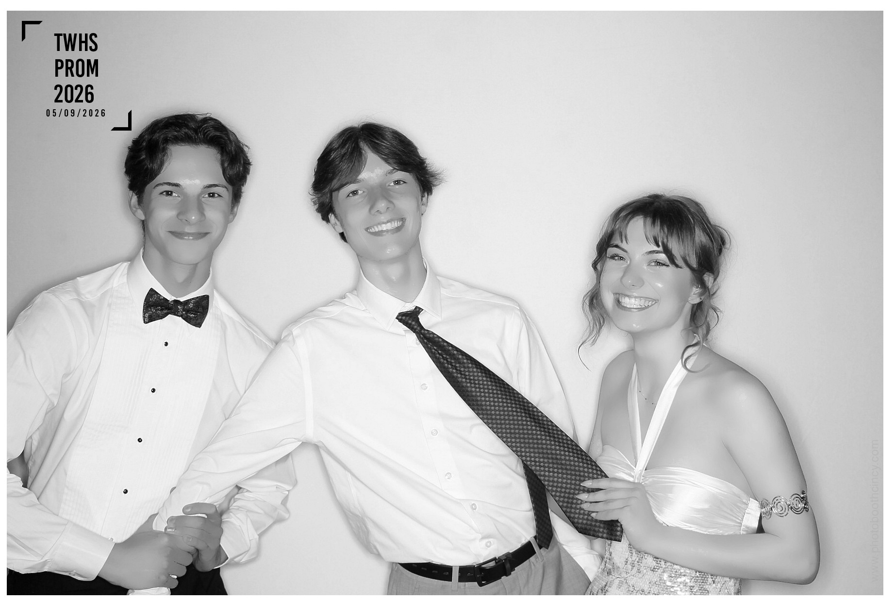 TWHS Prom 2026 | View more photos from the event at gallery.photoboothcincy.com/u/PhotoBoothCincy/TWHS-Prom-2026