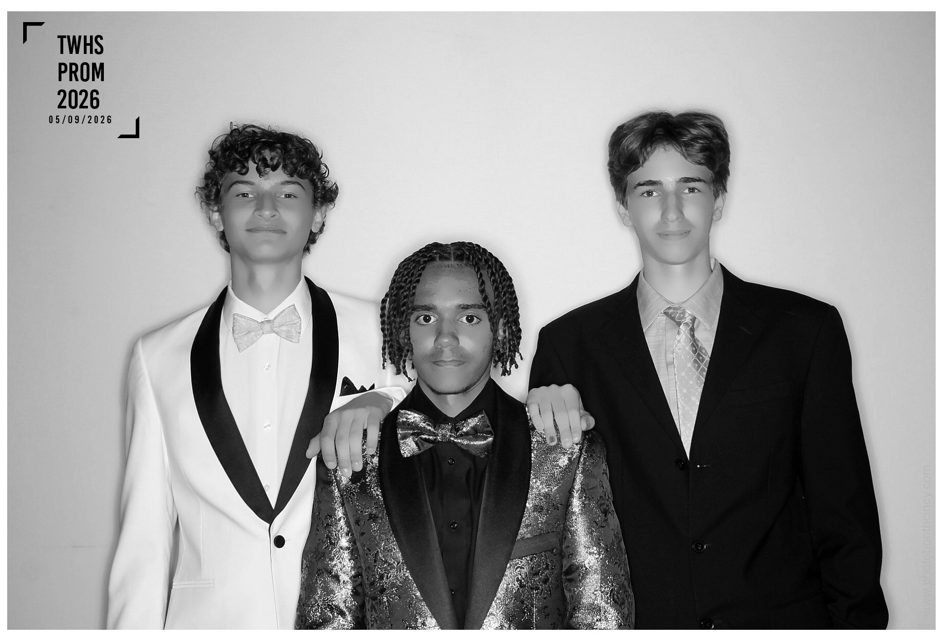 TWHS Prom 2026 | View more photos from the event at gallery.photoboothcincy.com/u/PhotoBoothCincy/TWHS-Prom-2026