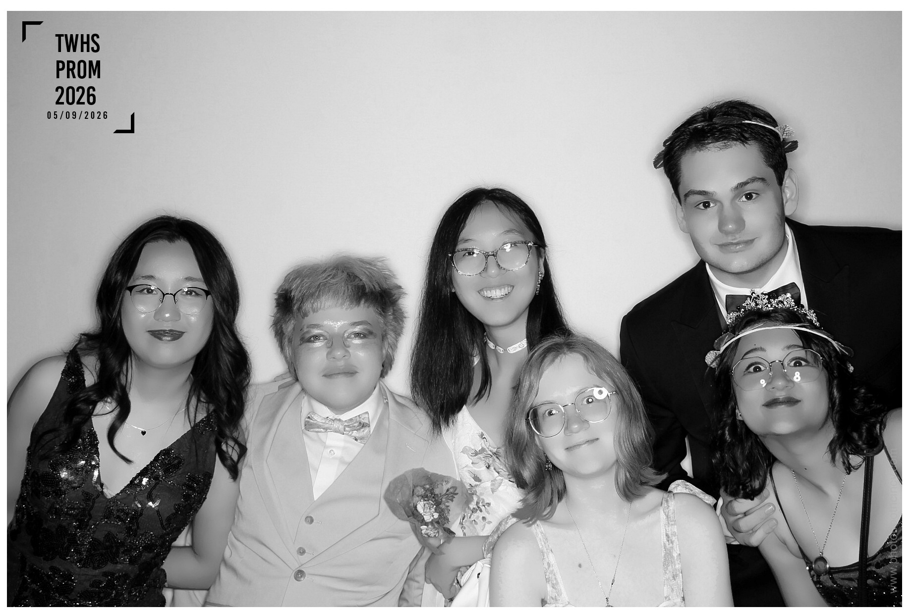TWHS Prom 2026 | View more photos from the event at gallery.photoboothcincy.com/u/PhotoBoothCincy/TWHS-Prom-2026